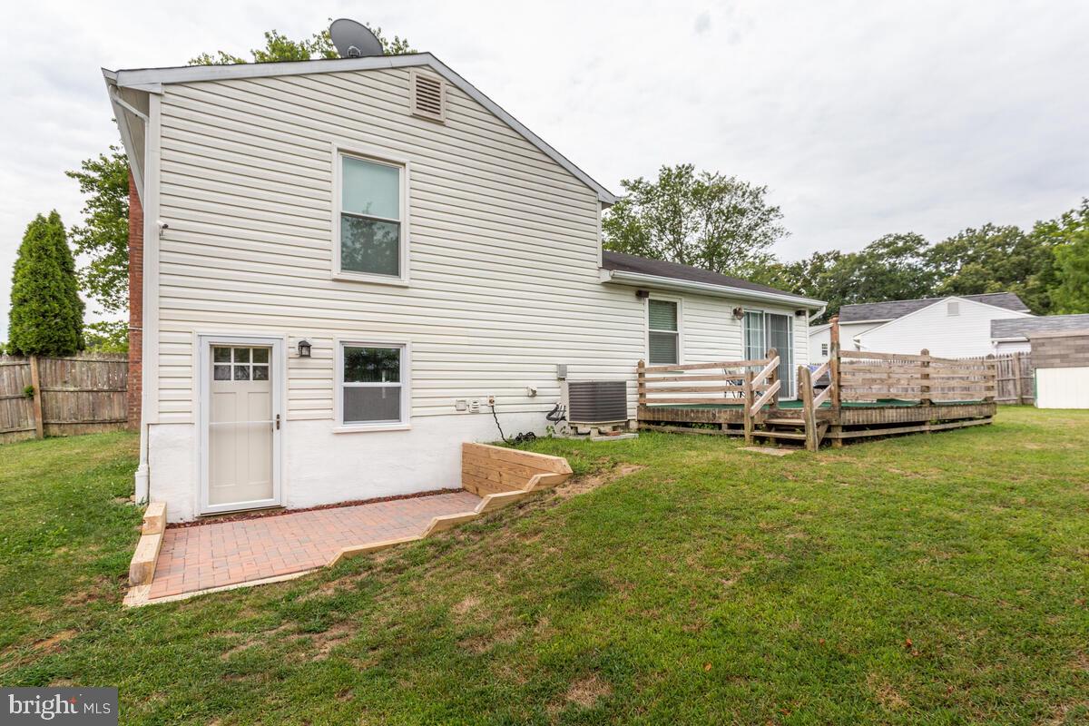 HUNT CLUB ESTATES - Residential Lease