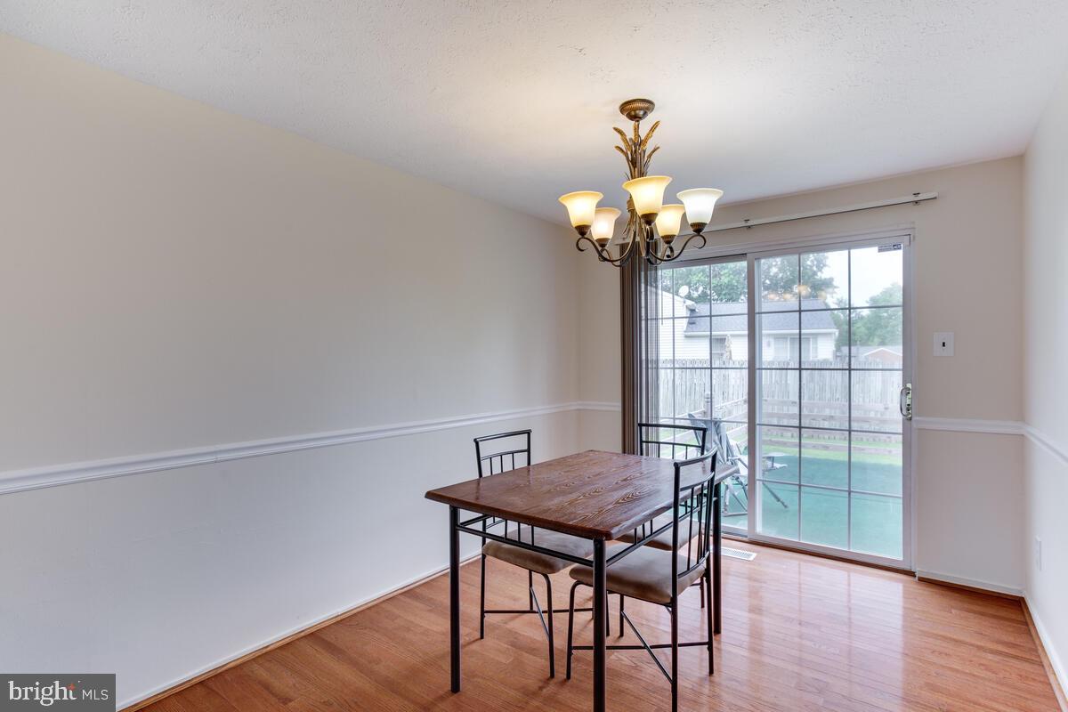 HUNT CLUB ESTATES - Residential Lease