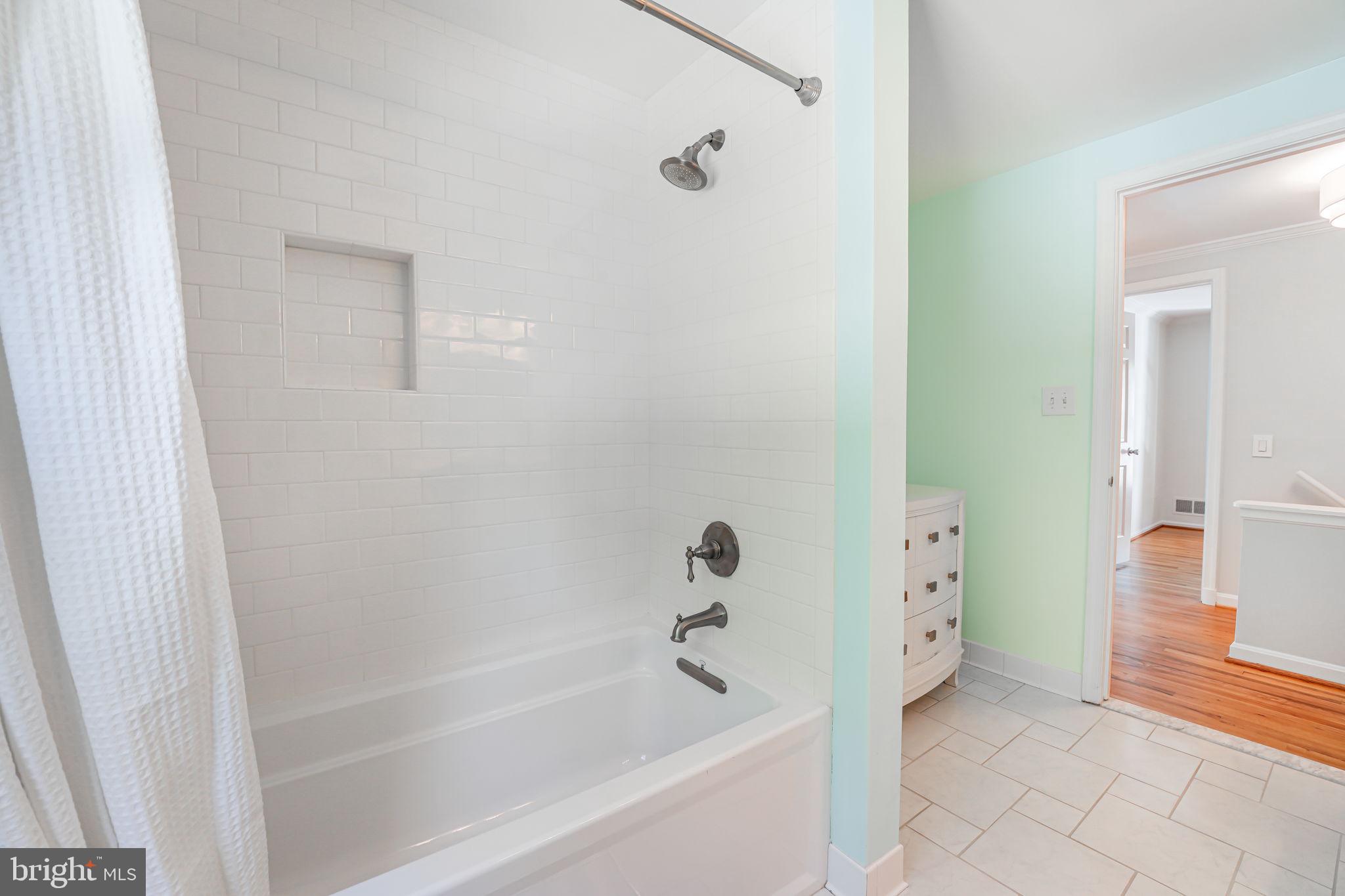 SEMINARY RIDGE - Residential