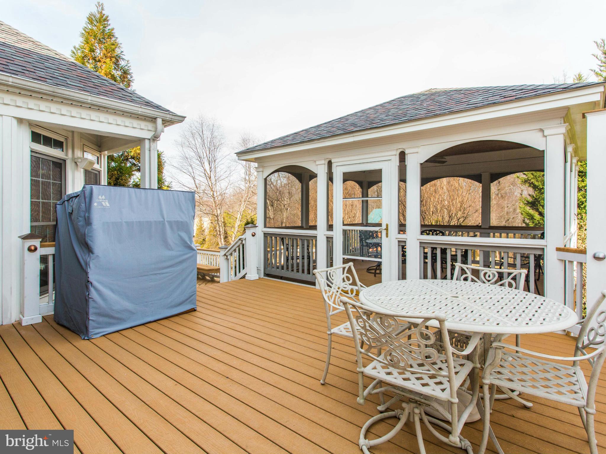 OAK HILL RESERVE - Residential