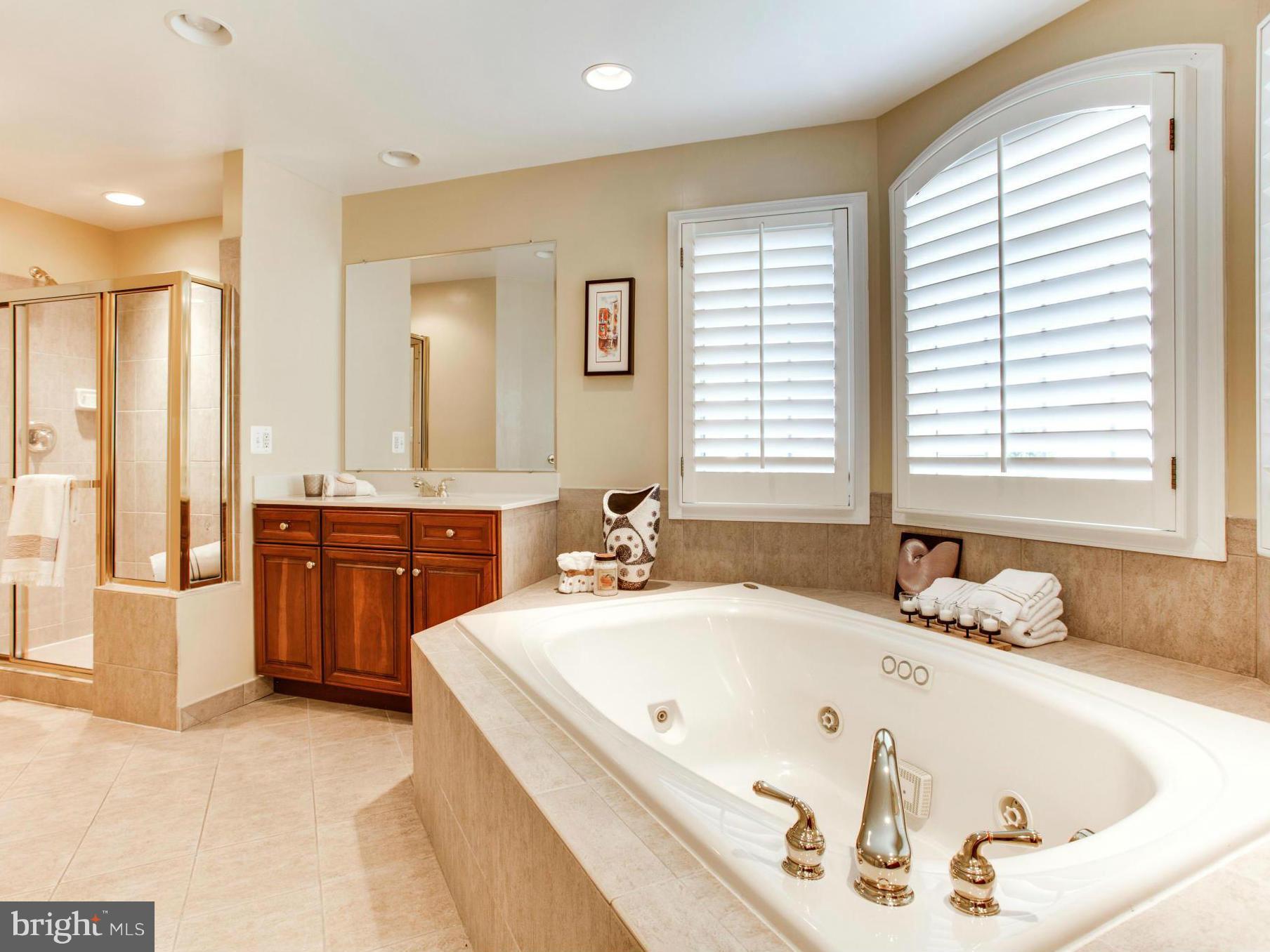 OAK HILL RESERVE - Residential