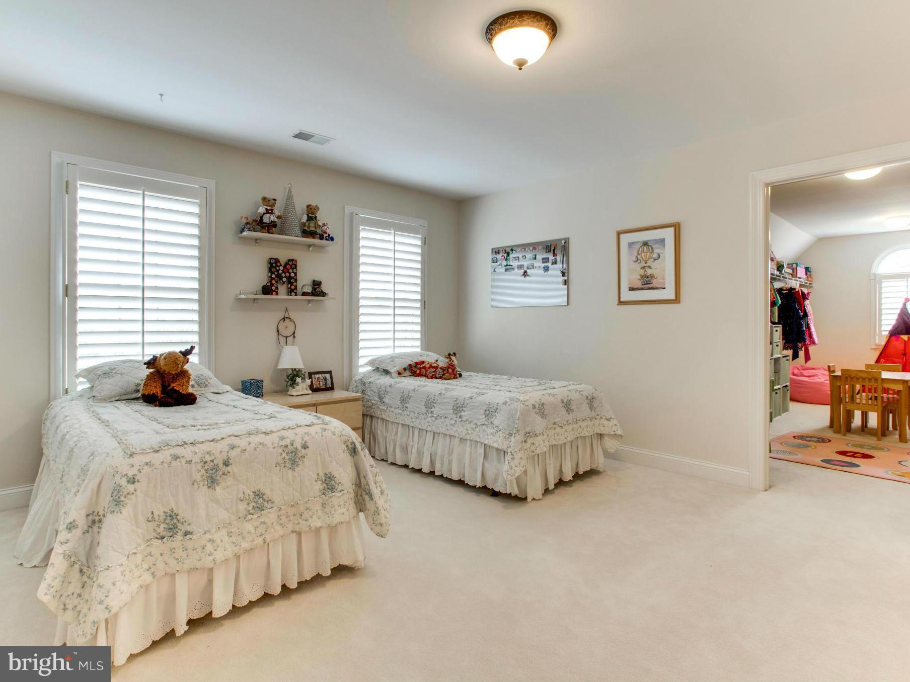 OAK HILL RESERVE - Residential