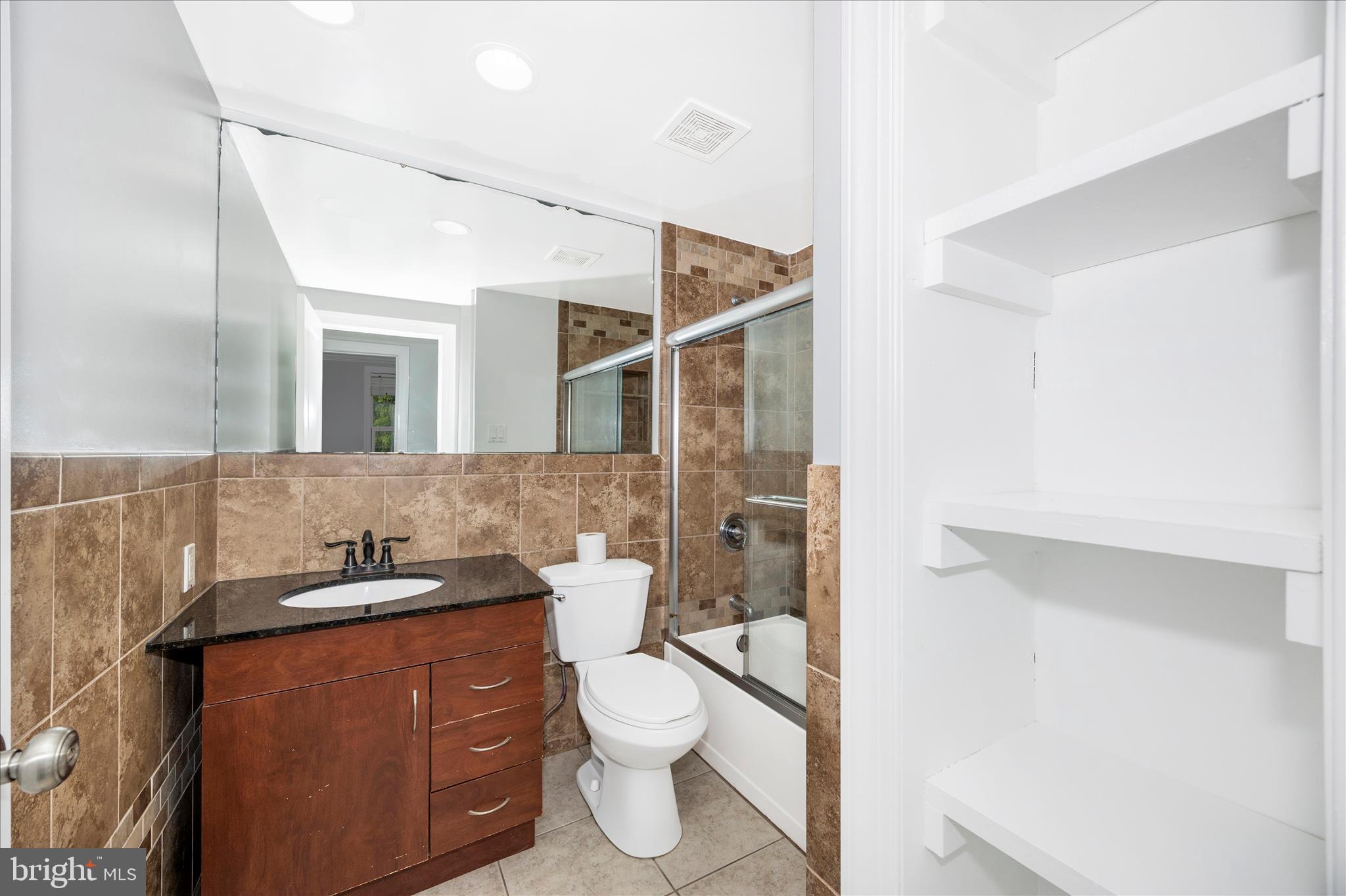 STONEGATE FARMS - Residential