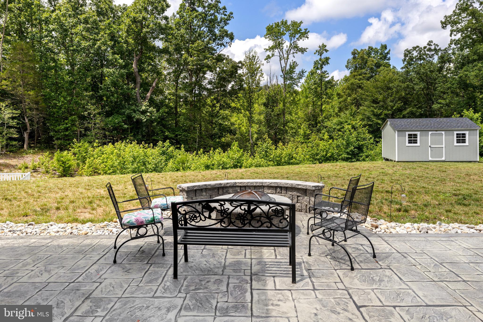 THE FALLS AT LEE'S PARKE - Residential