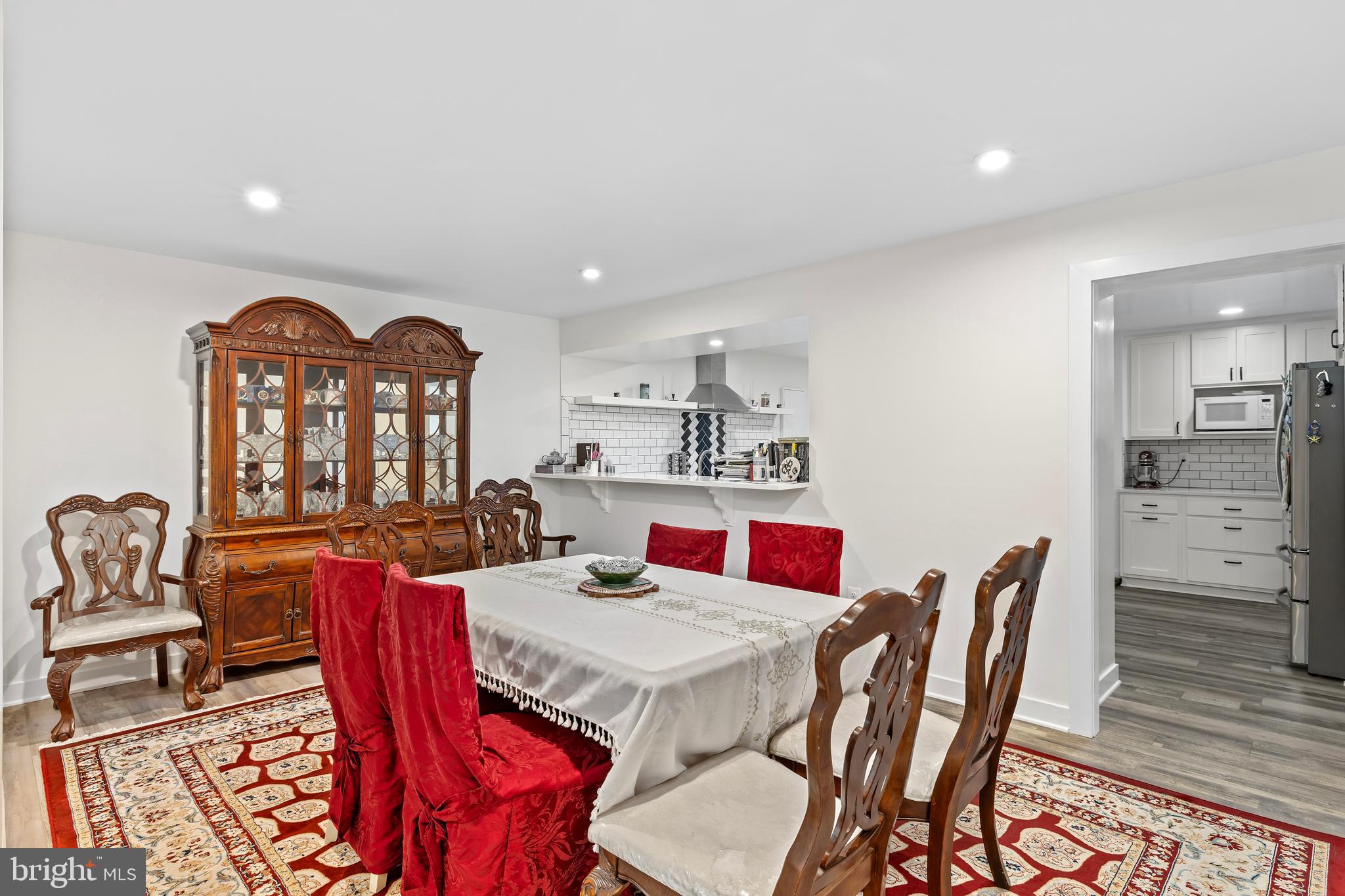 THE FALLS AT LEE'S PARKE - Residential