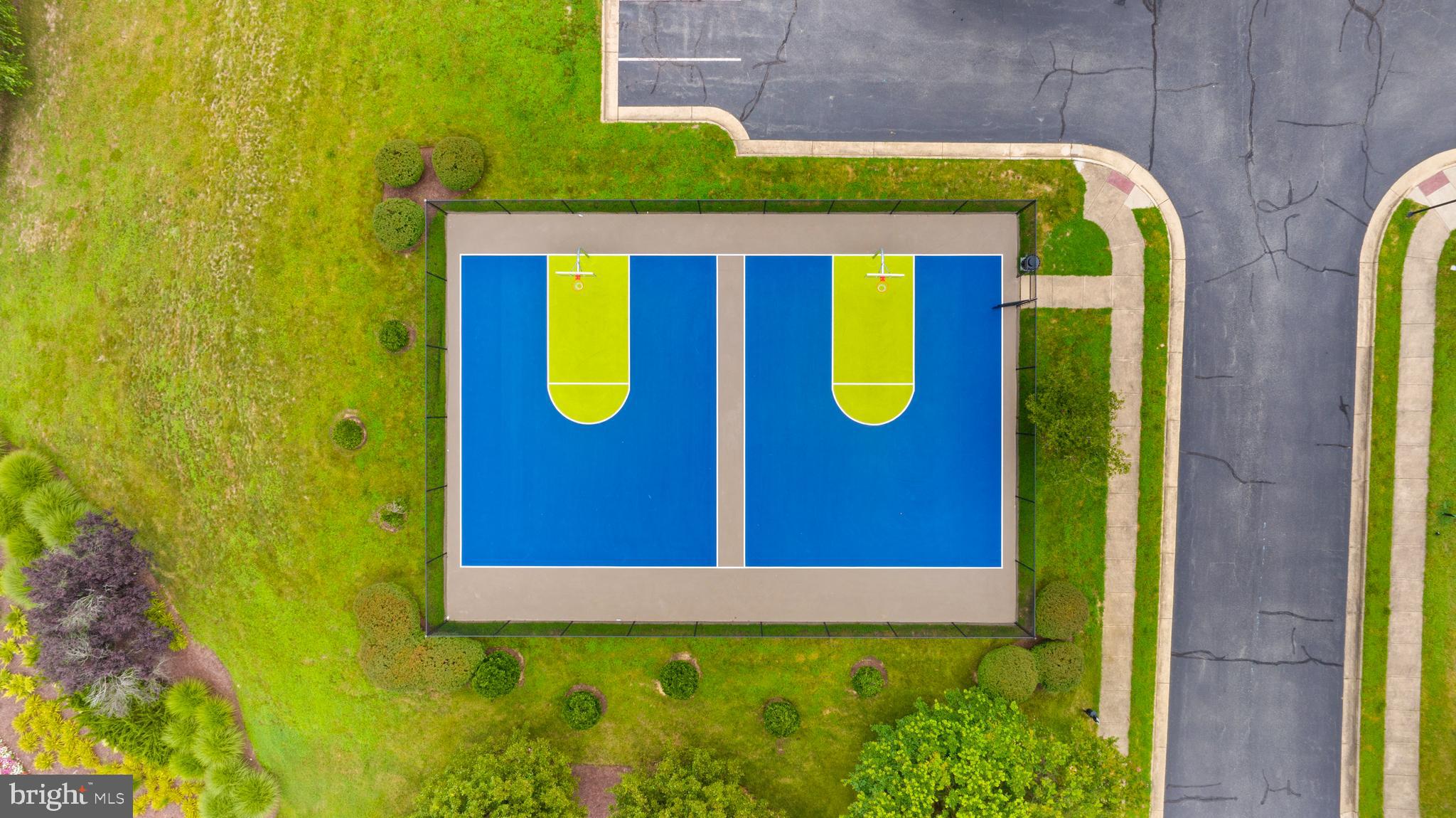 THE FALLS AT LEE'S PARKE - Residential