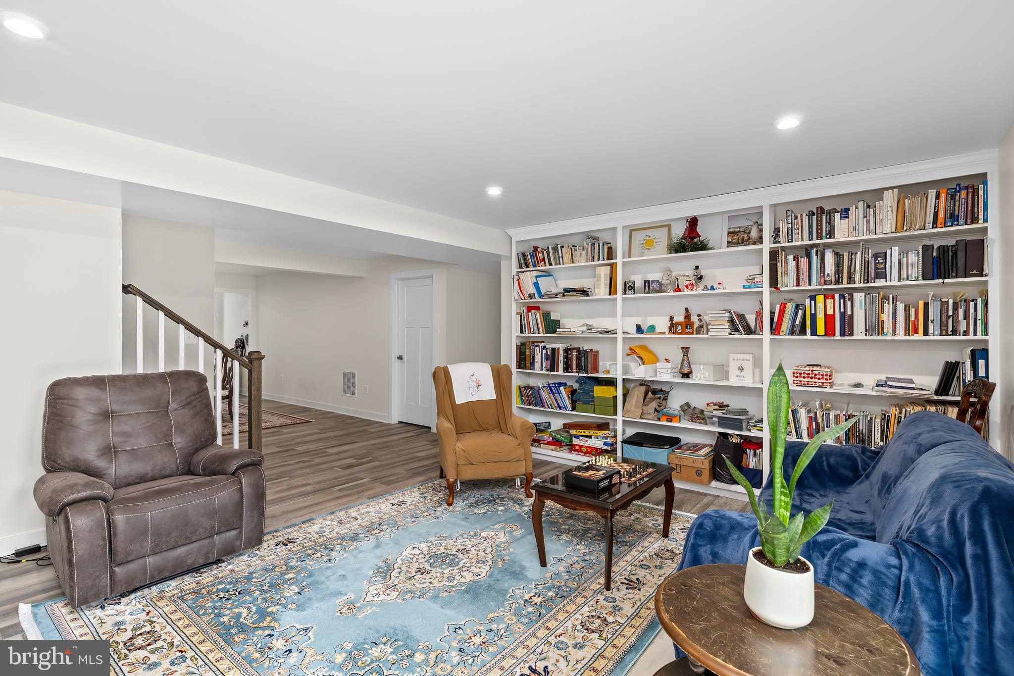 THE FALLS AT LEE'S PARKE - Residential