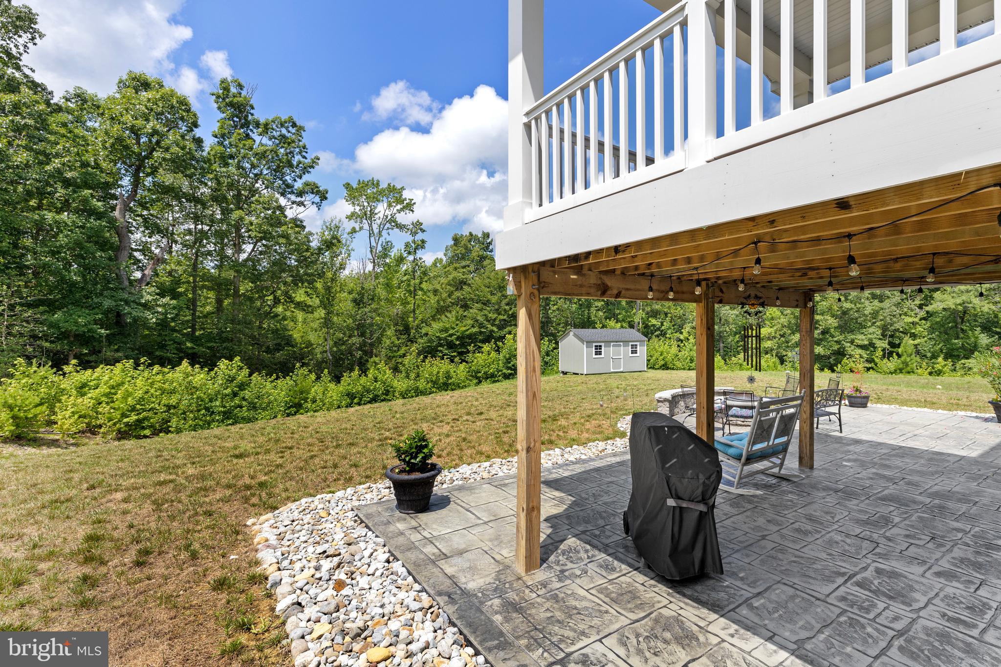 THE FALLS AT LEE'S PARKE - Residential