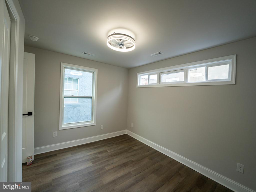 OLDE KENSINGTON - Residential