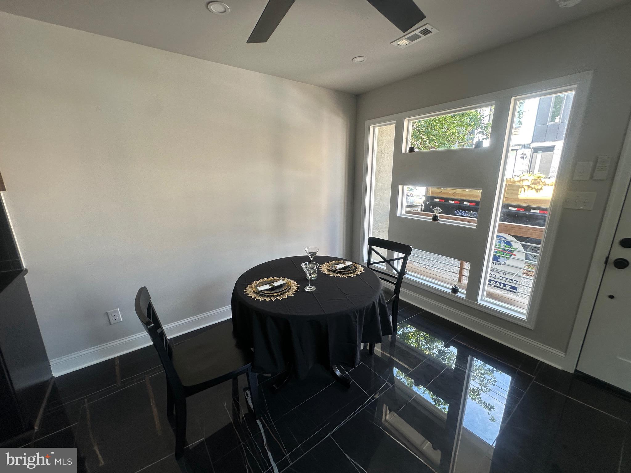 OLDE KENSINGTON - Residential