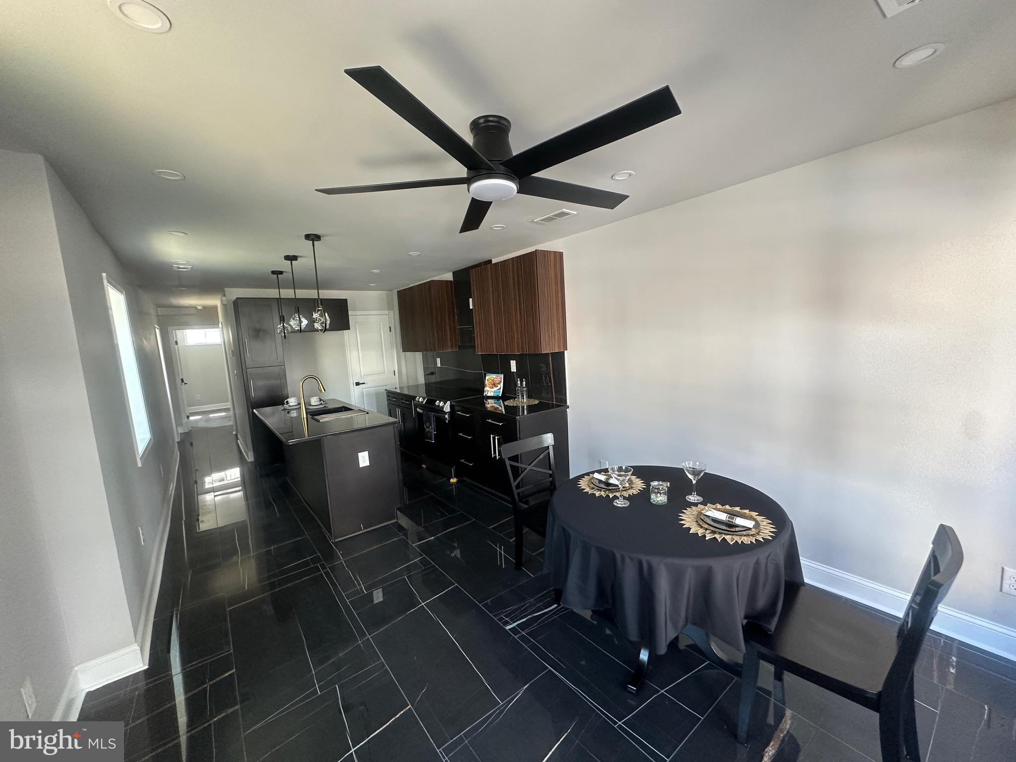 OLDE KENSINGTON - Residential