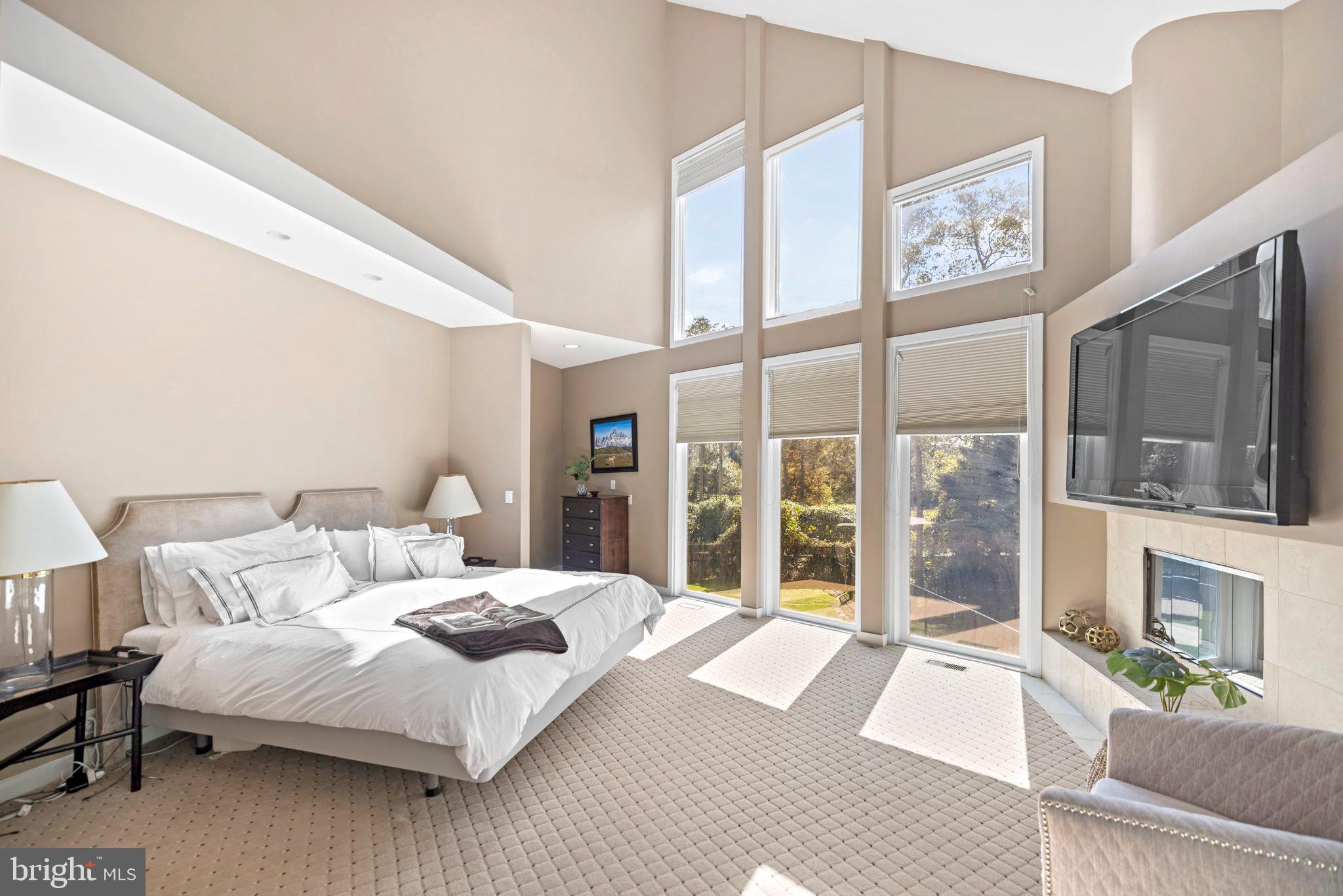 KENTSDALE ESTATES - Residential