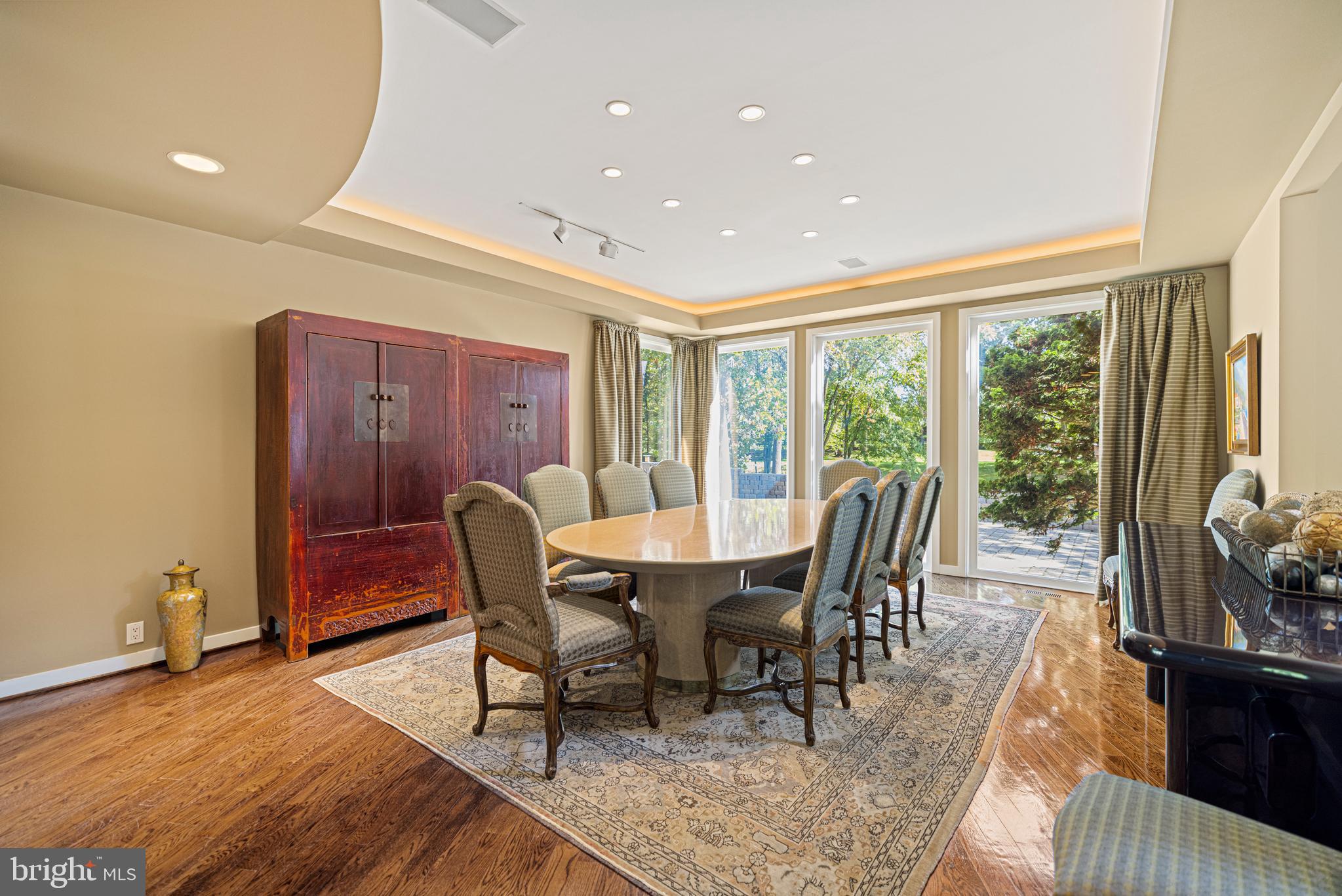 KENTSDALE ESTATES - Residential