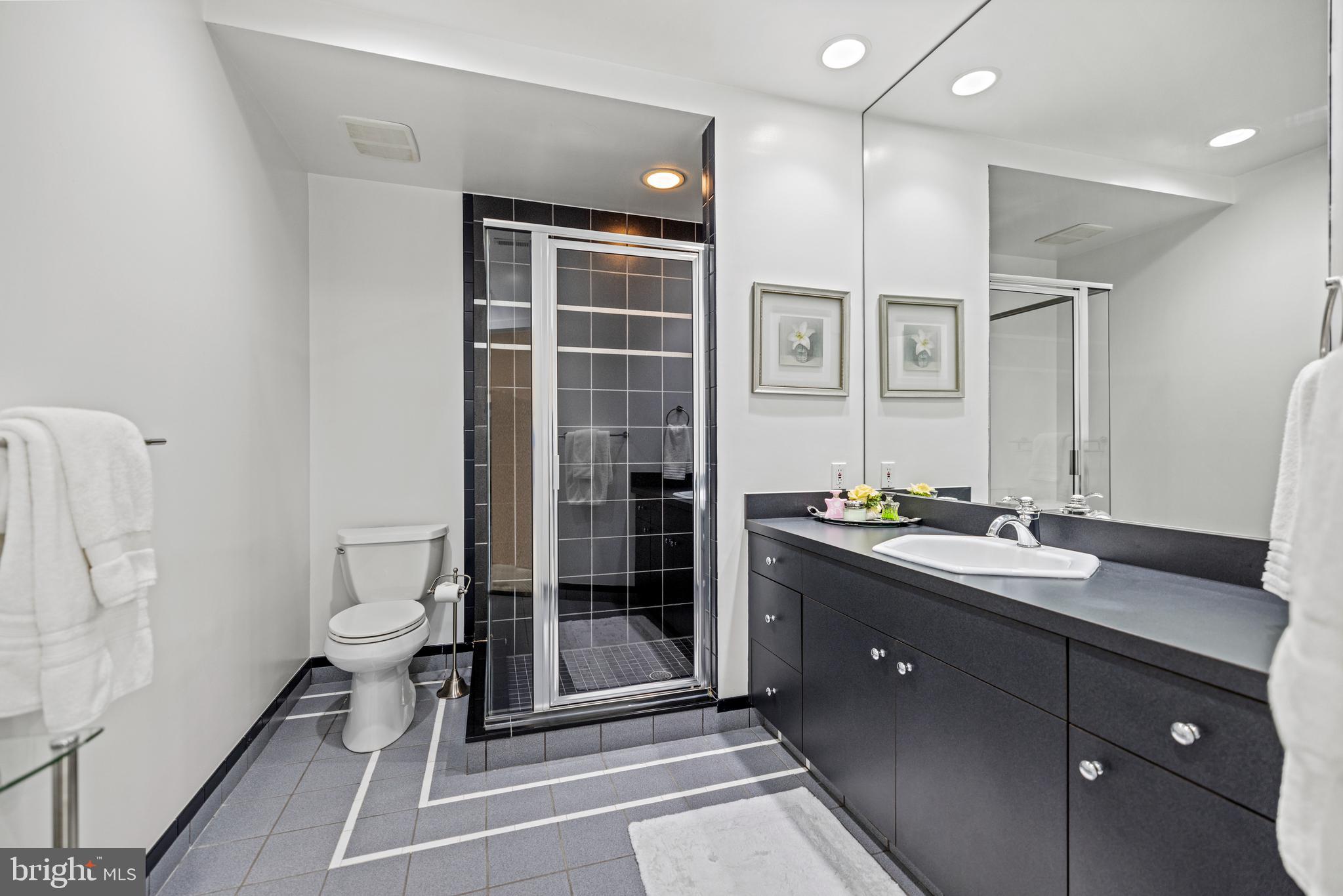 KENTSDALE ESTATES - Residential