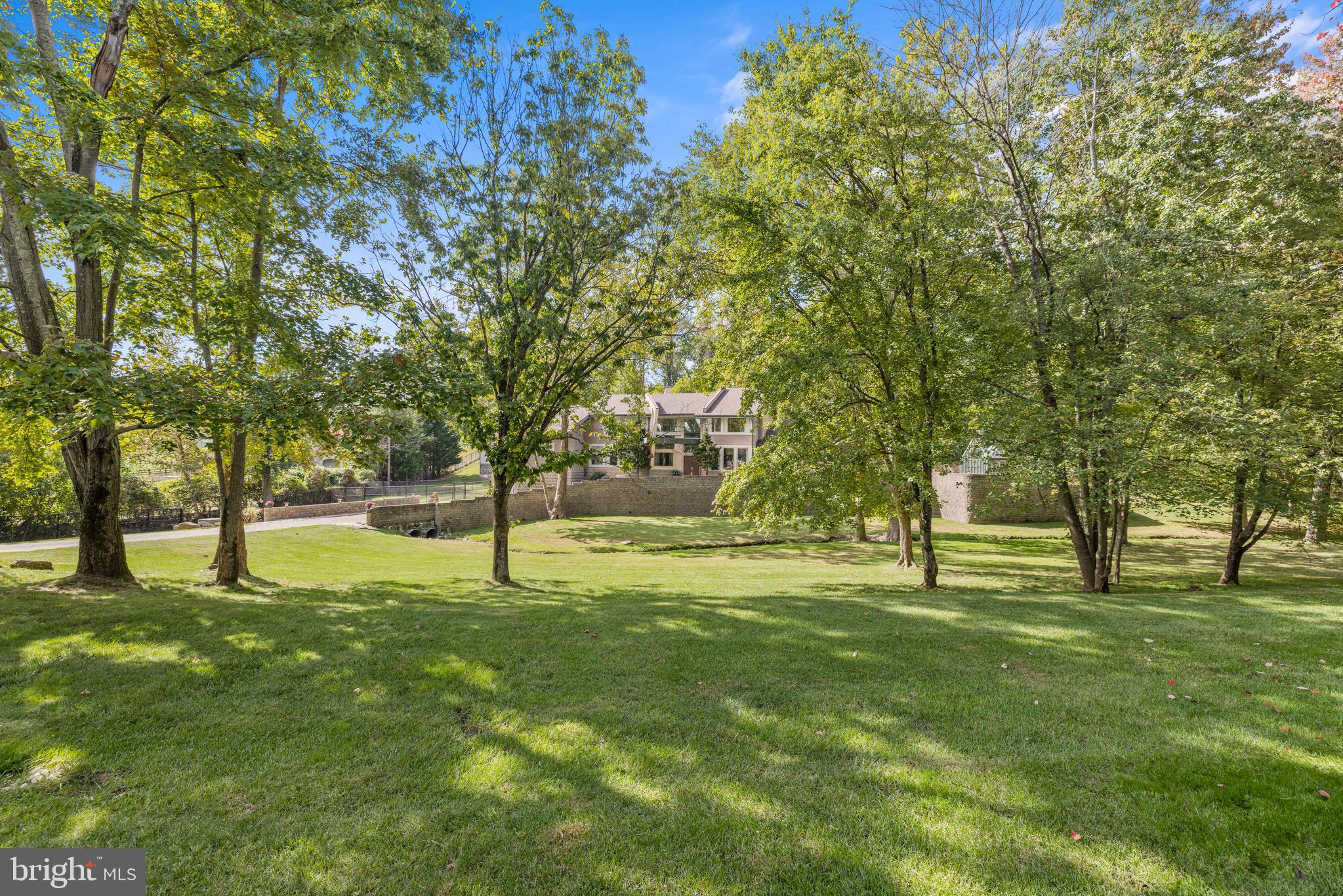 KENTSDALE ESTATES - Residential