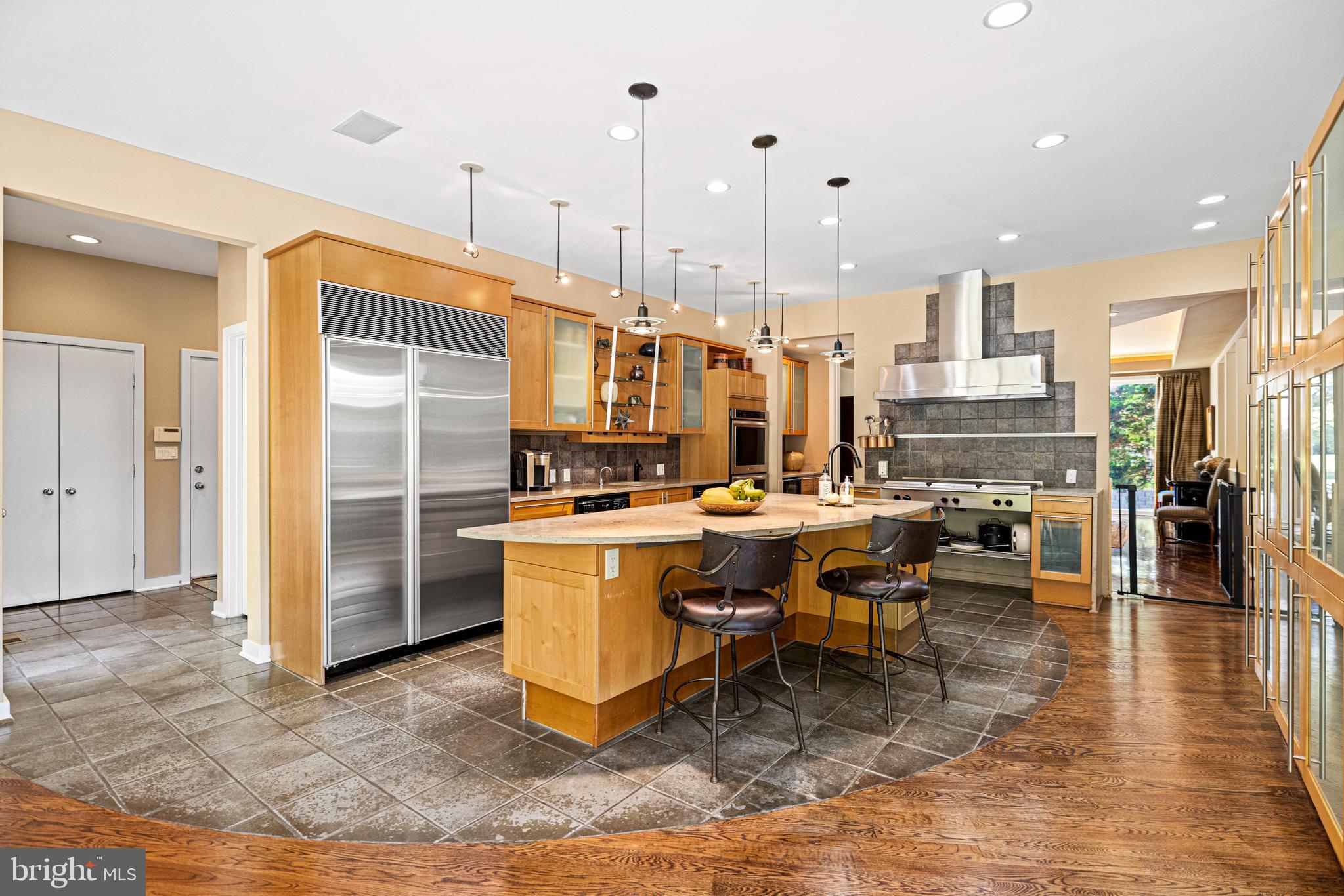 KENTSDALE ESTATES - Residential