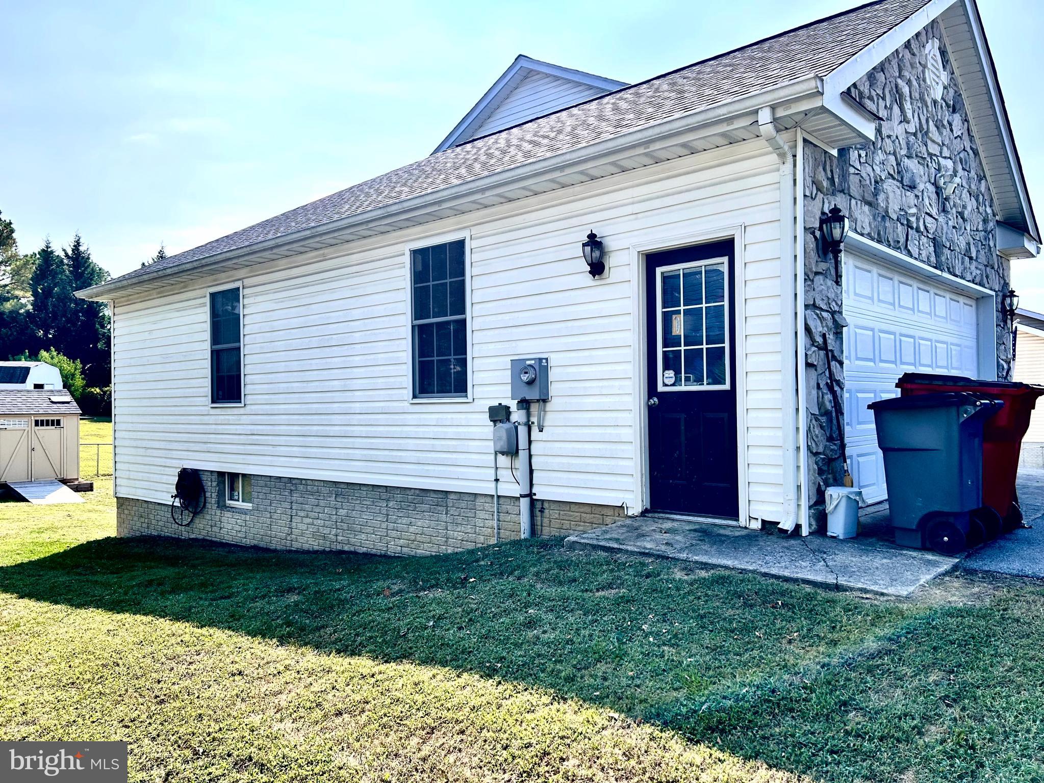 OPEQUON MEADOWS - Residential