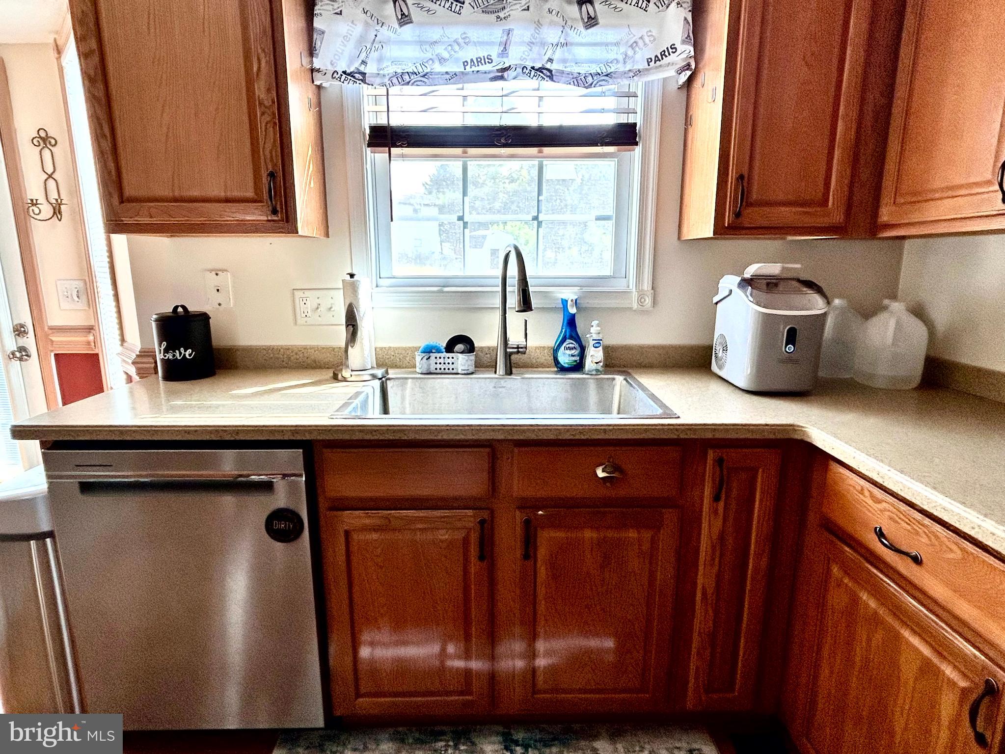 OPEQUON MEADOWS - Residential