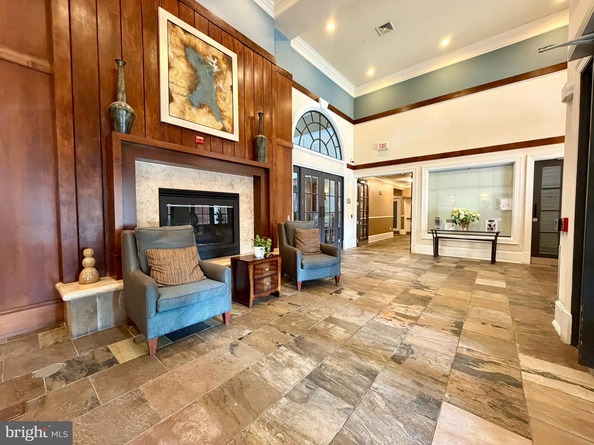 2321 25TH STREET S 2-201