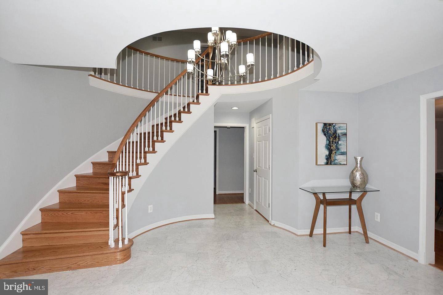6286 DUNAWAY COURT