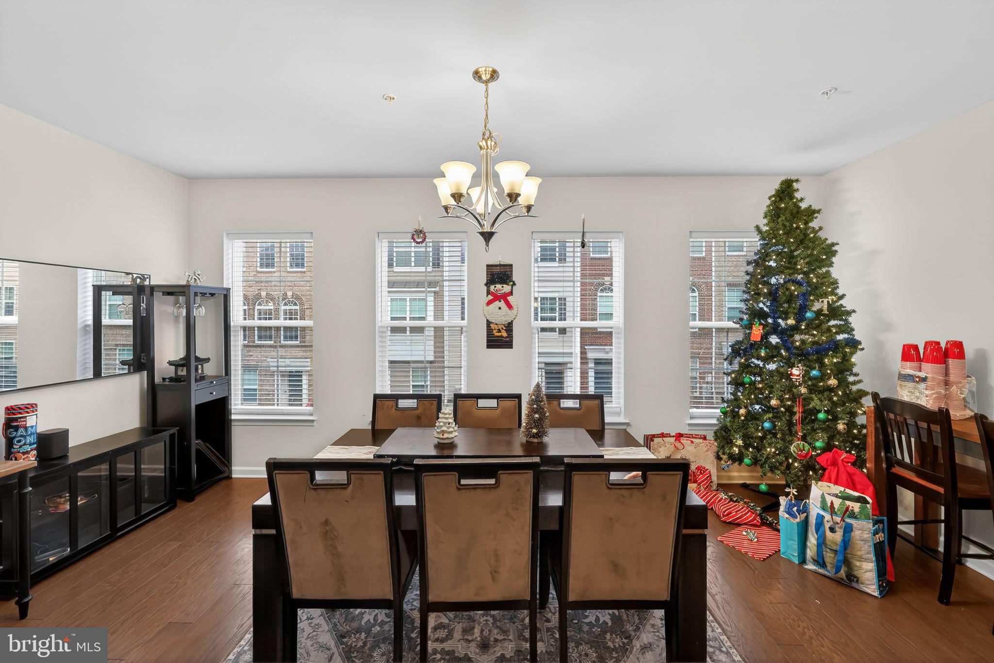 BRICK YARD STATION - Residential