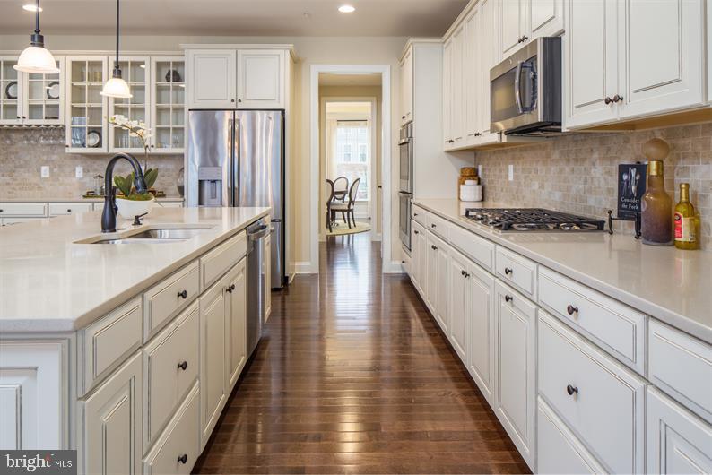 GREENLEIGH AT CROSSROADS - Residential