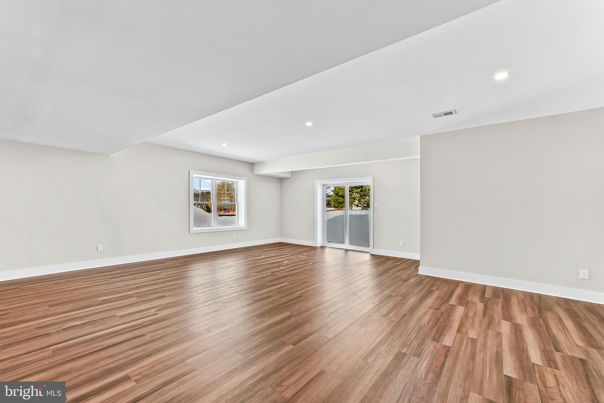 THE ENCLAVE AT SILLS MILL - Residential