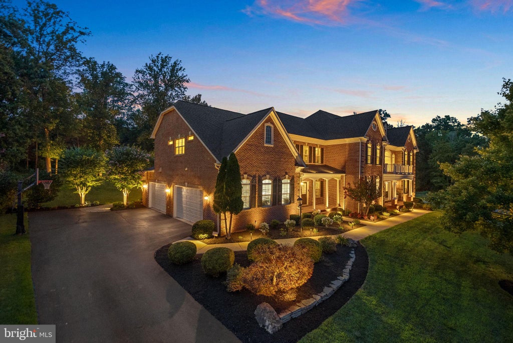 Photo of 22391 Conservancy Drive, ASHBURN, VA 20148 (MLS # VALO2132134)