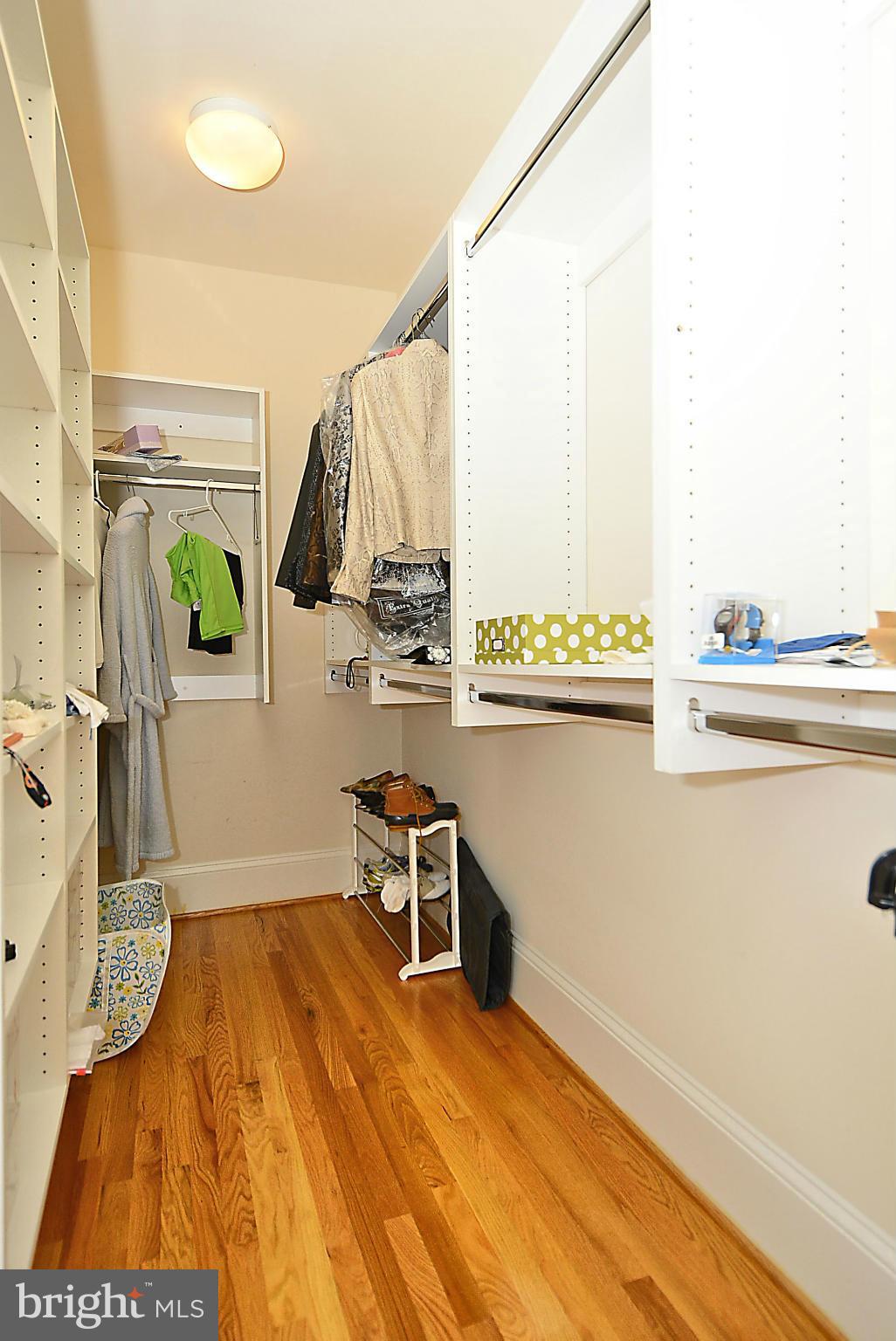 EVANS FARM - Residential