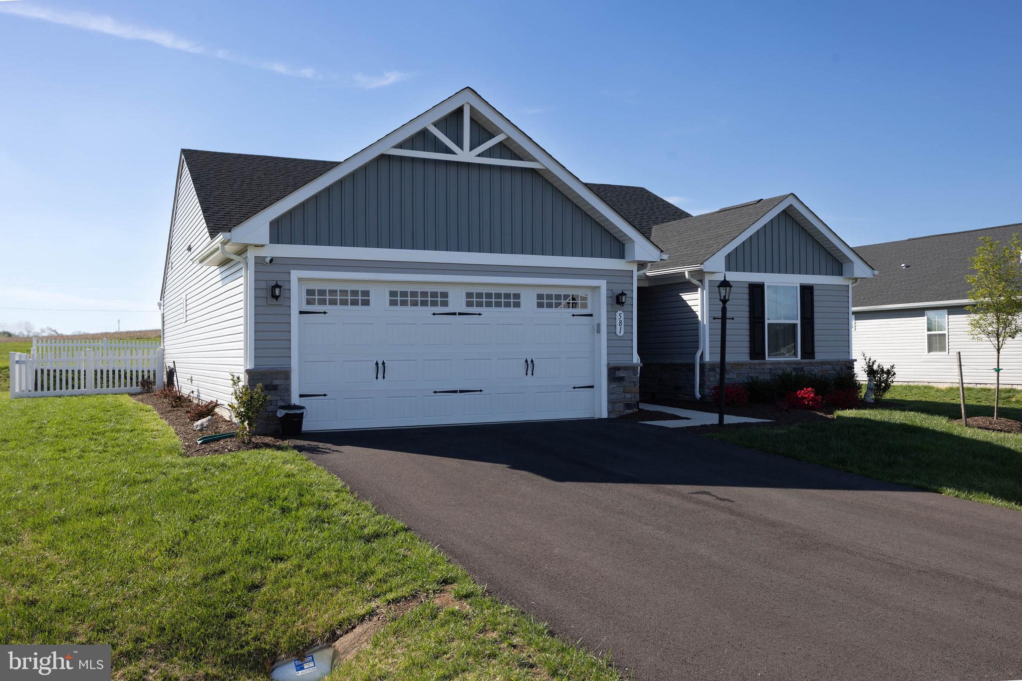 CARDINAL POINTE - Residential