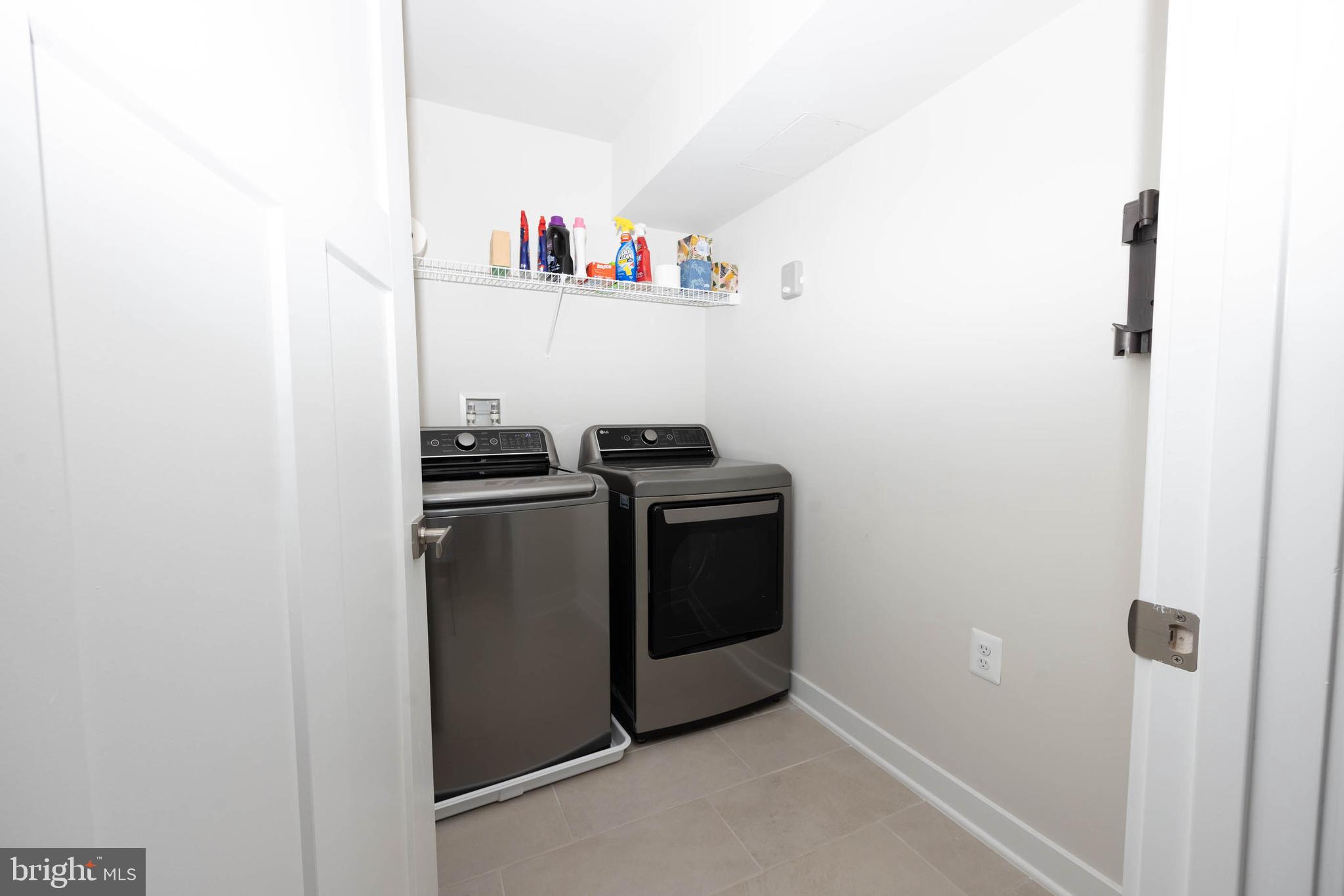 CARDINAL POINTE - Residential