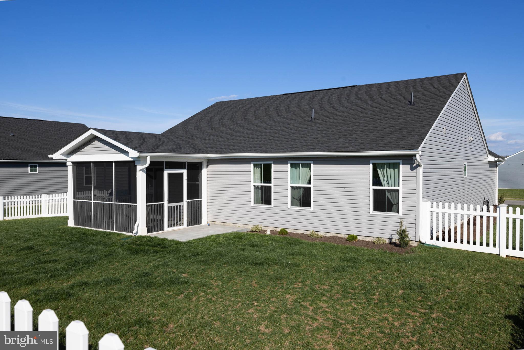 CARDINAL POINTE - Residential