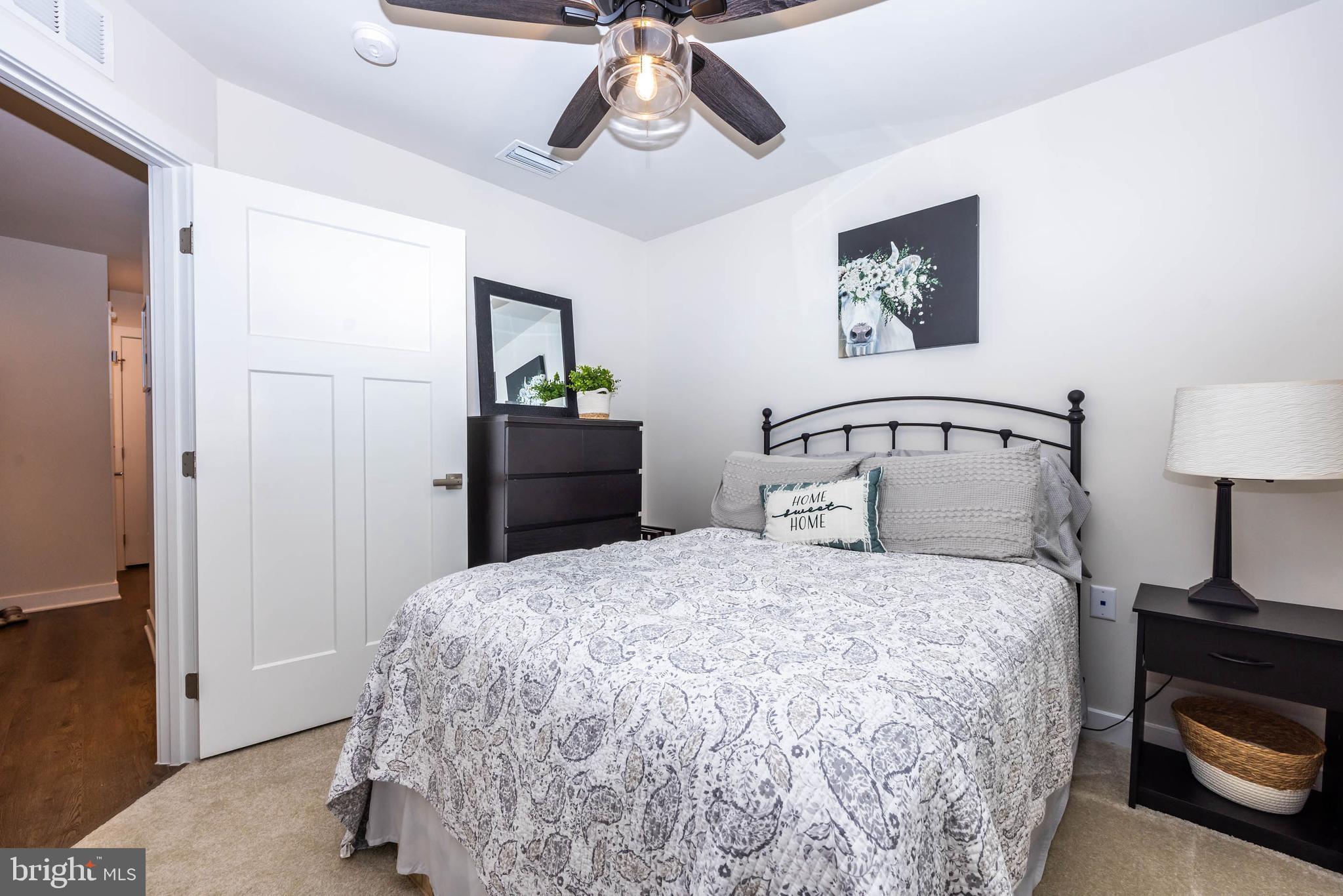 CARDINAL POINTE - Residential