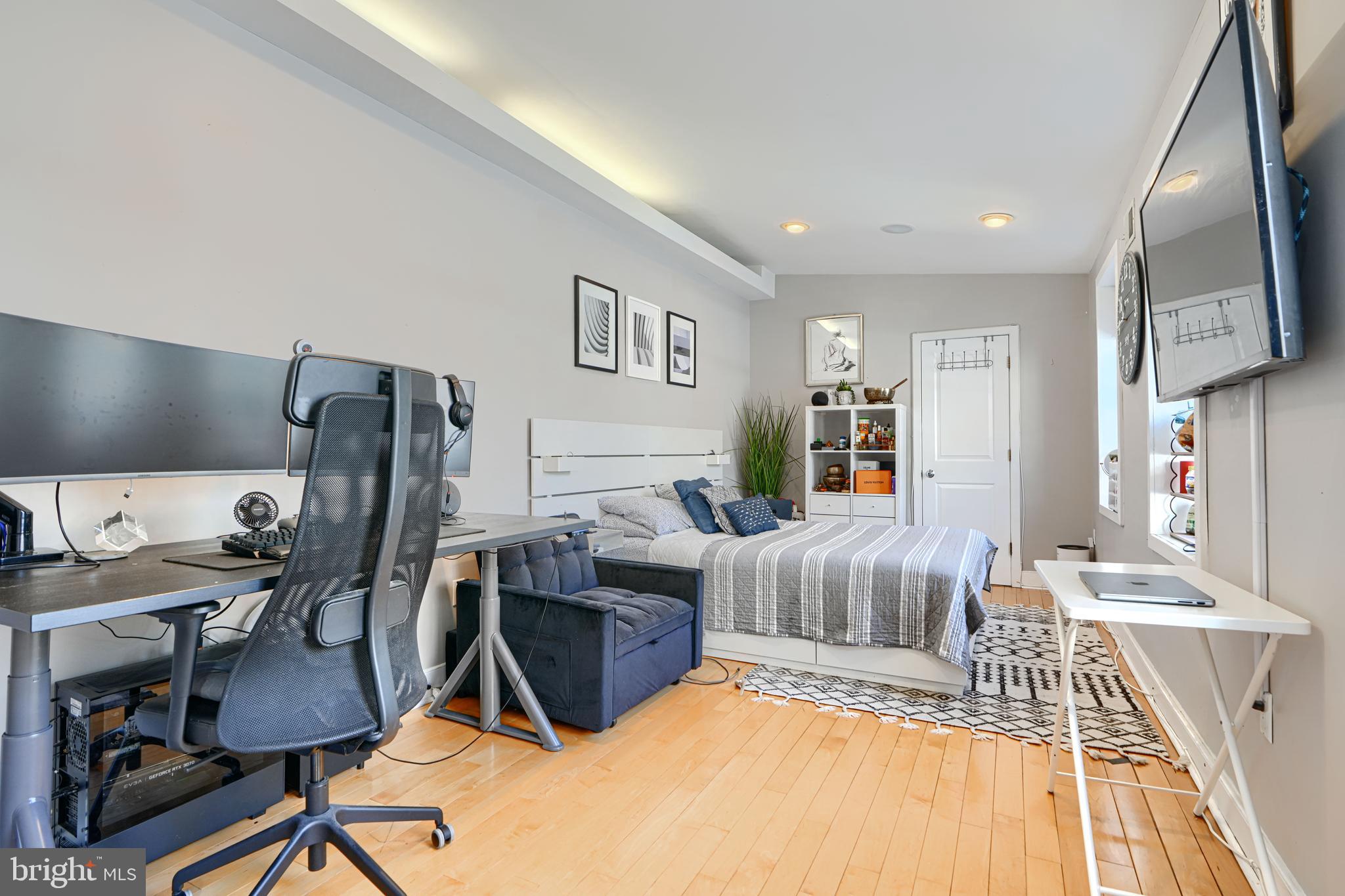 FELLS POINT HISTORIC DISTRICT - Residential