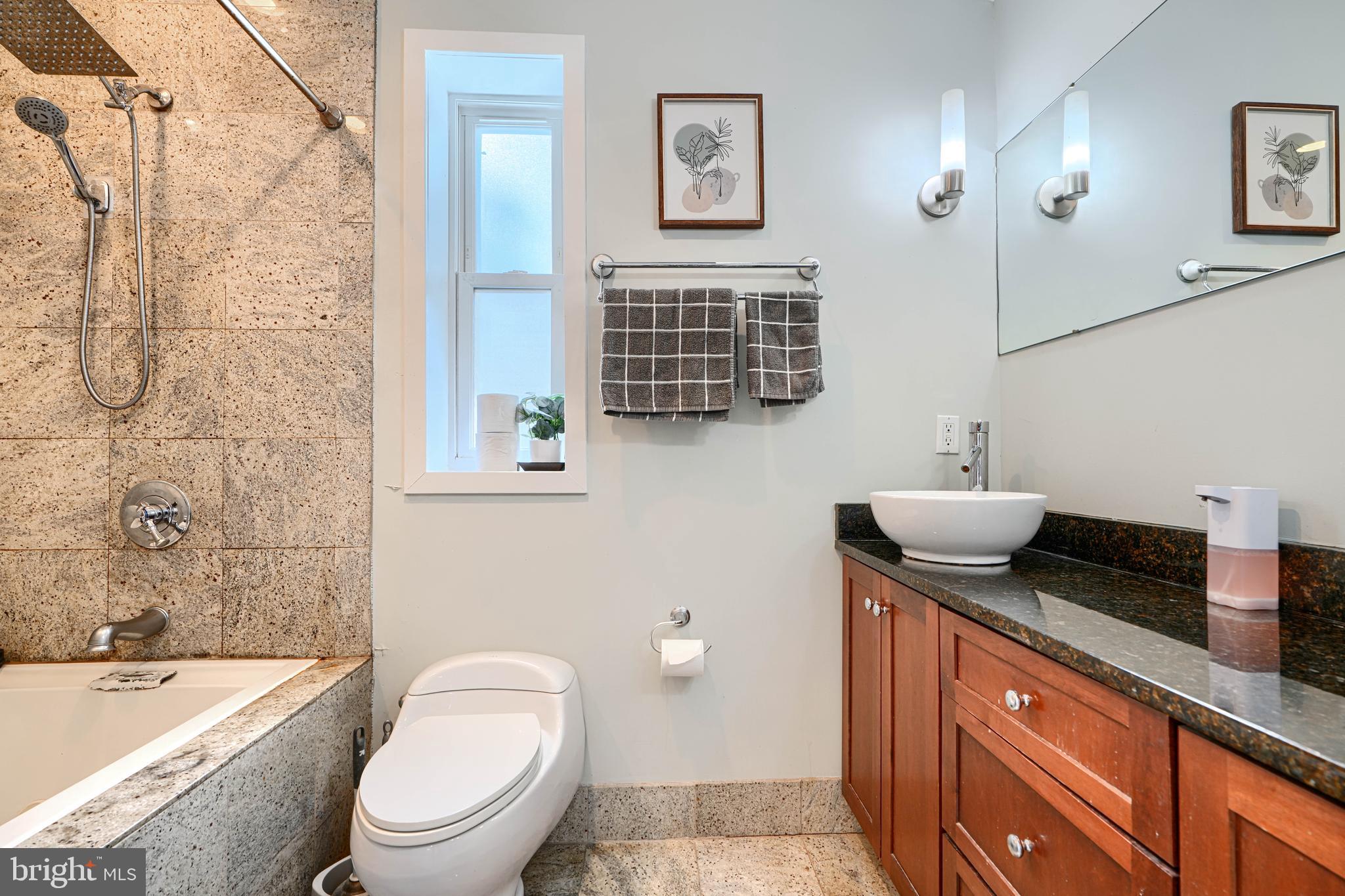 FELLS POINT HISTORIC DISTRICT - Residential