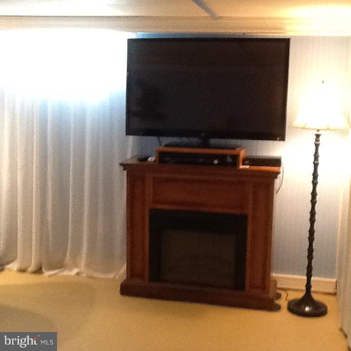 ANDOVER ESTATES - Residential