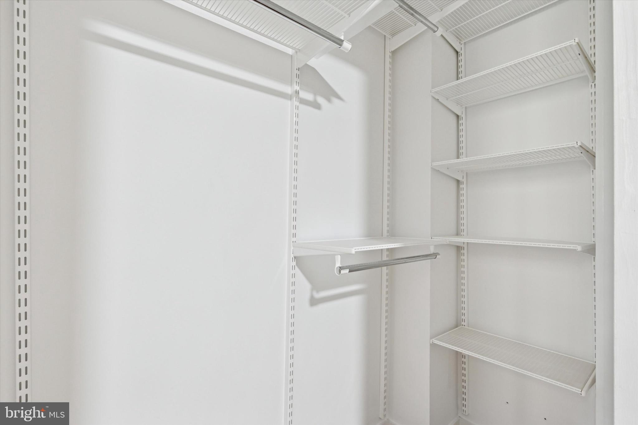 UNIVERSITY CITY - Residential