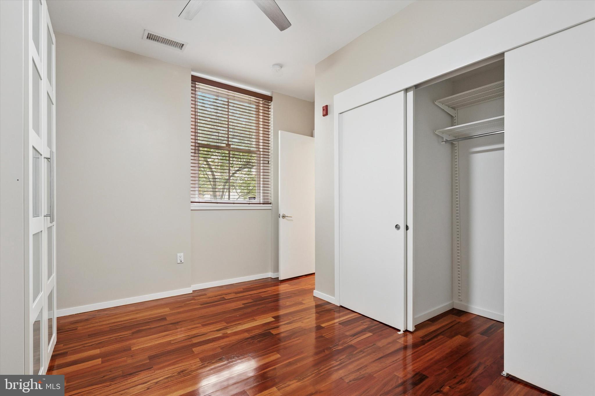 UNIVERSITY CITY - Residential