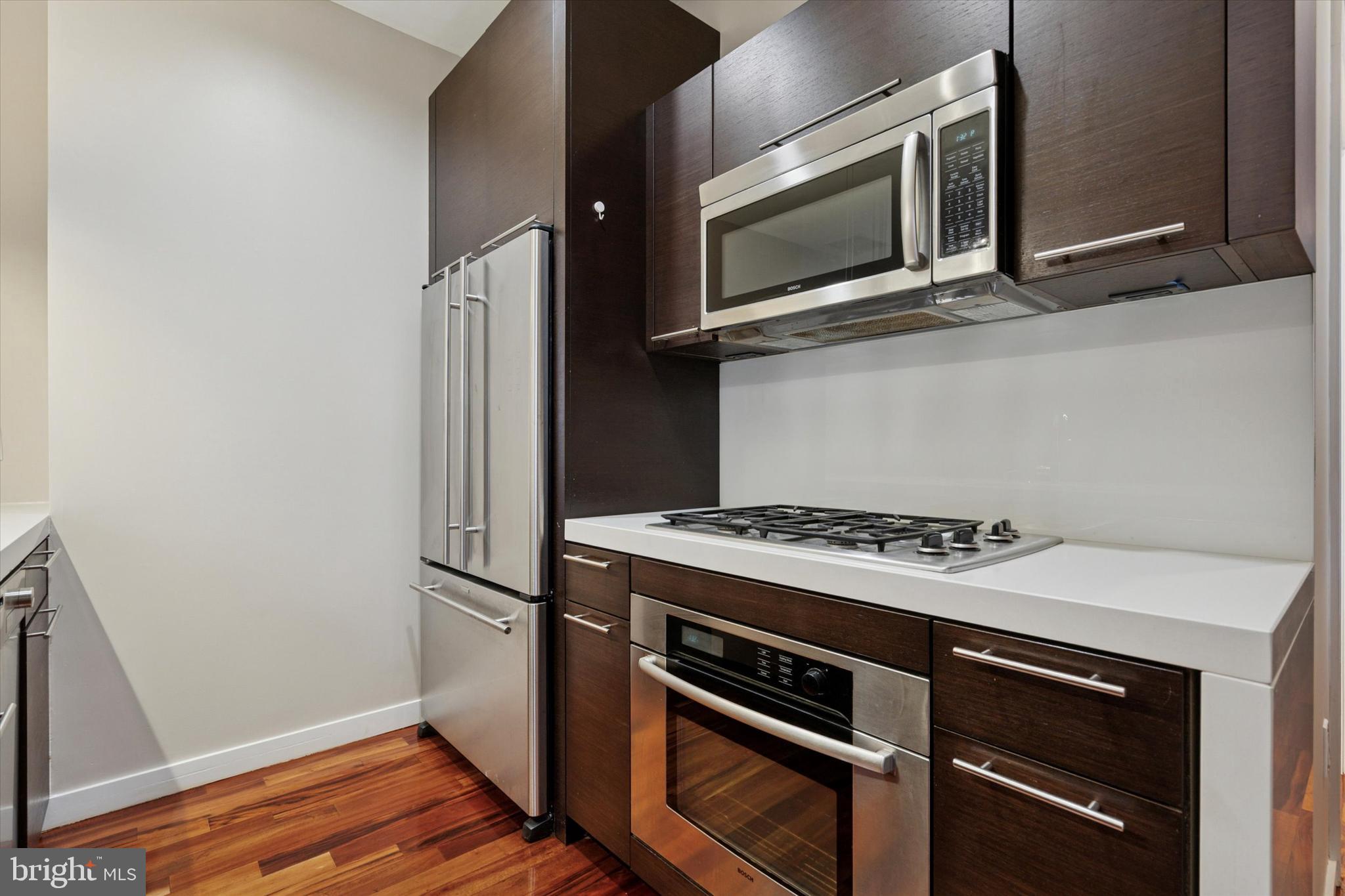 UNIVERSITY CITY - Residential