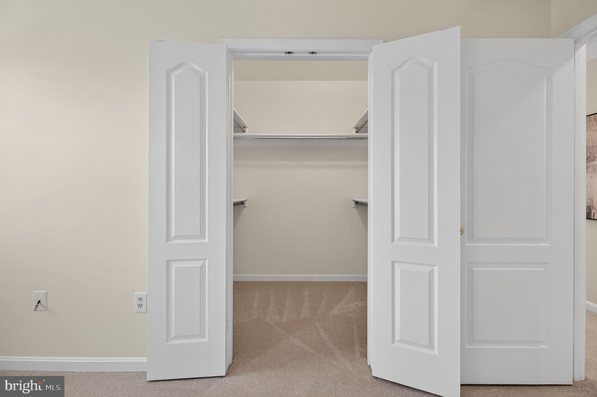 BELLE CHASE - Residential