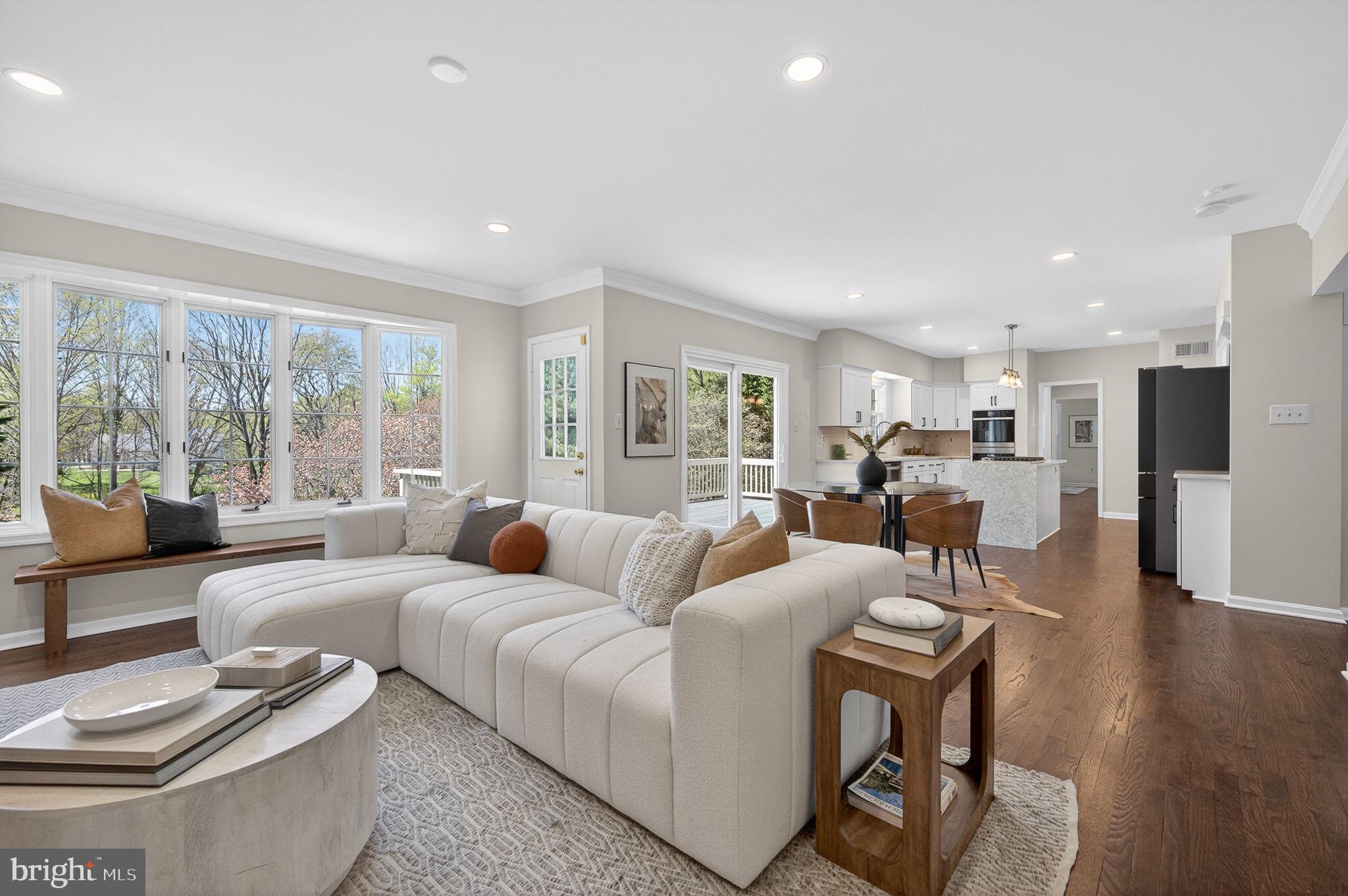 BELLE CHASE - Residential