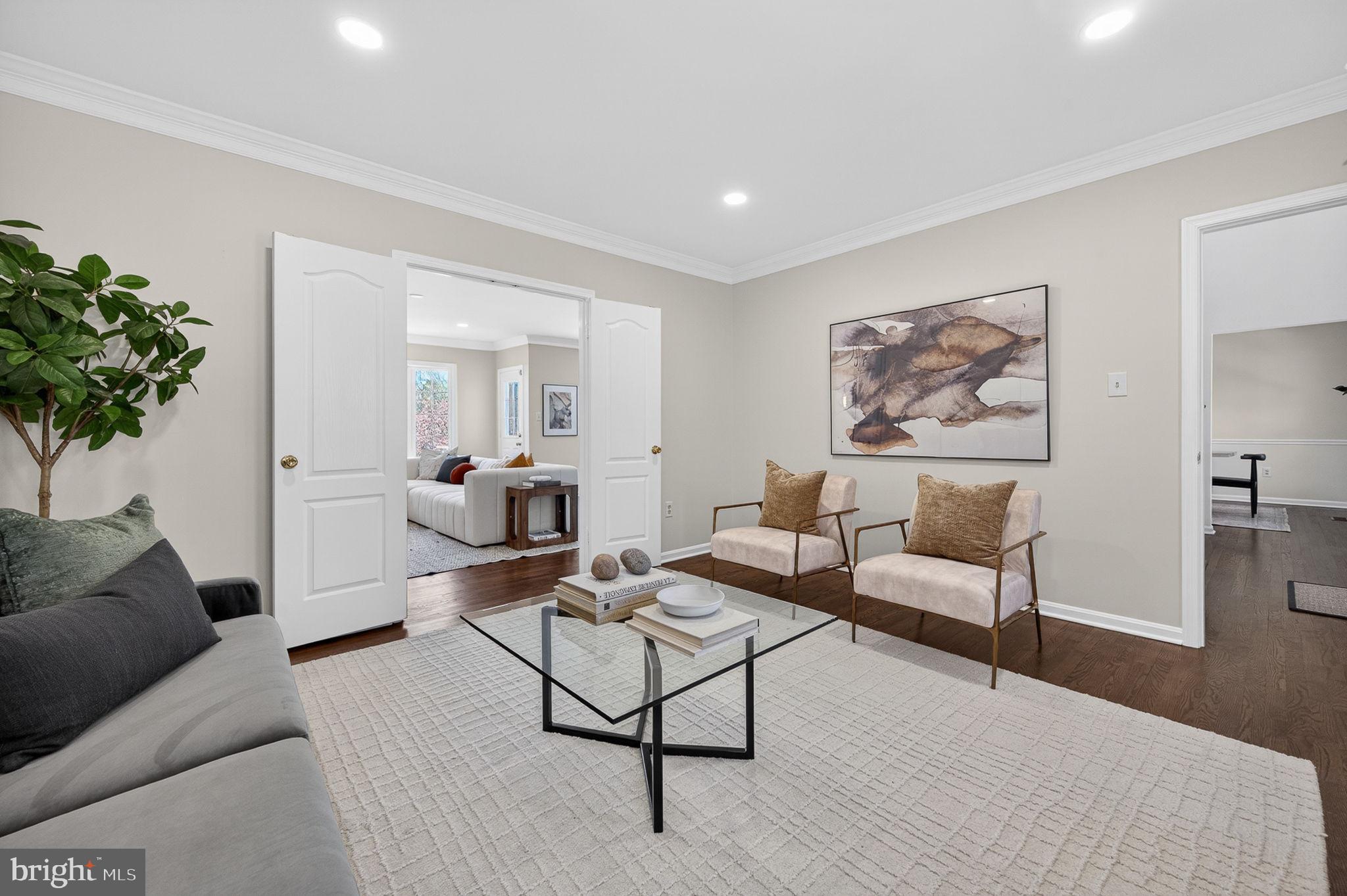 BELLE CHASE - Residential