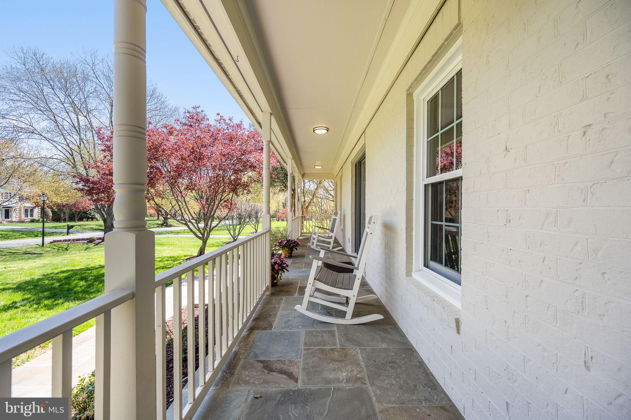 BELLE CHASE - Residential