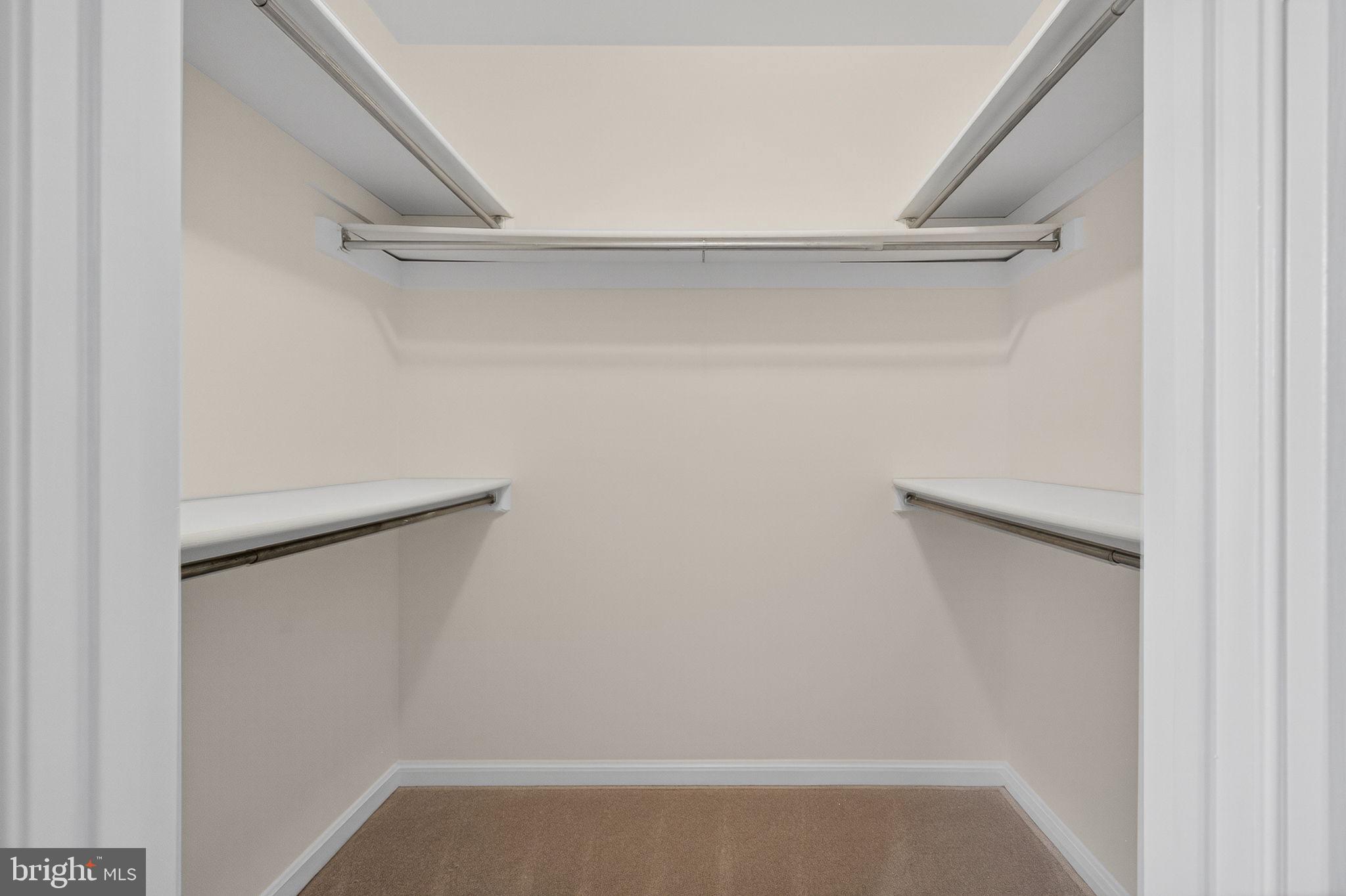 BELLE CHASE - Residential