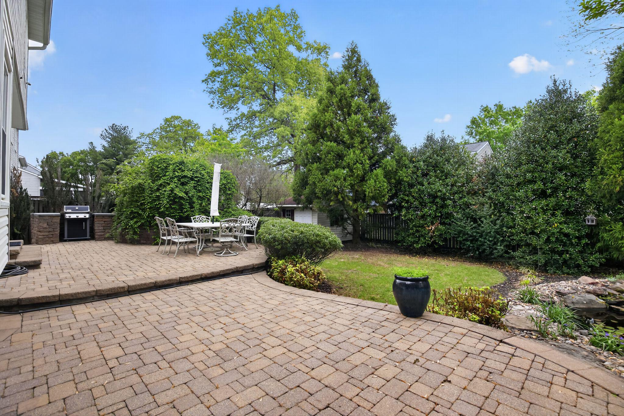 HASTINGS HUNT - Residential