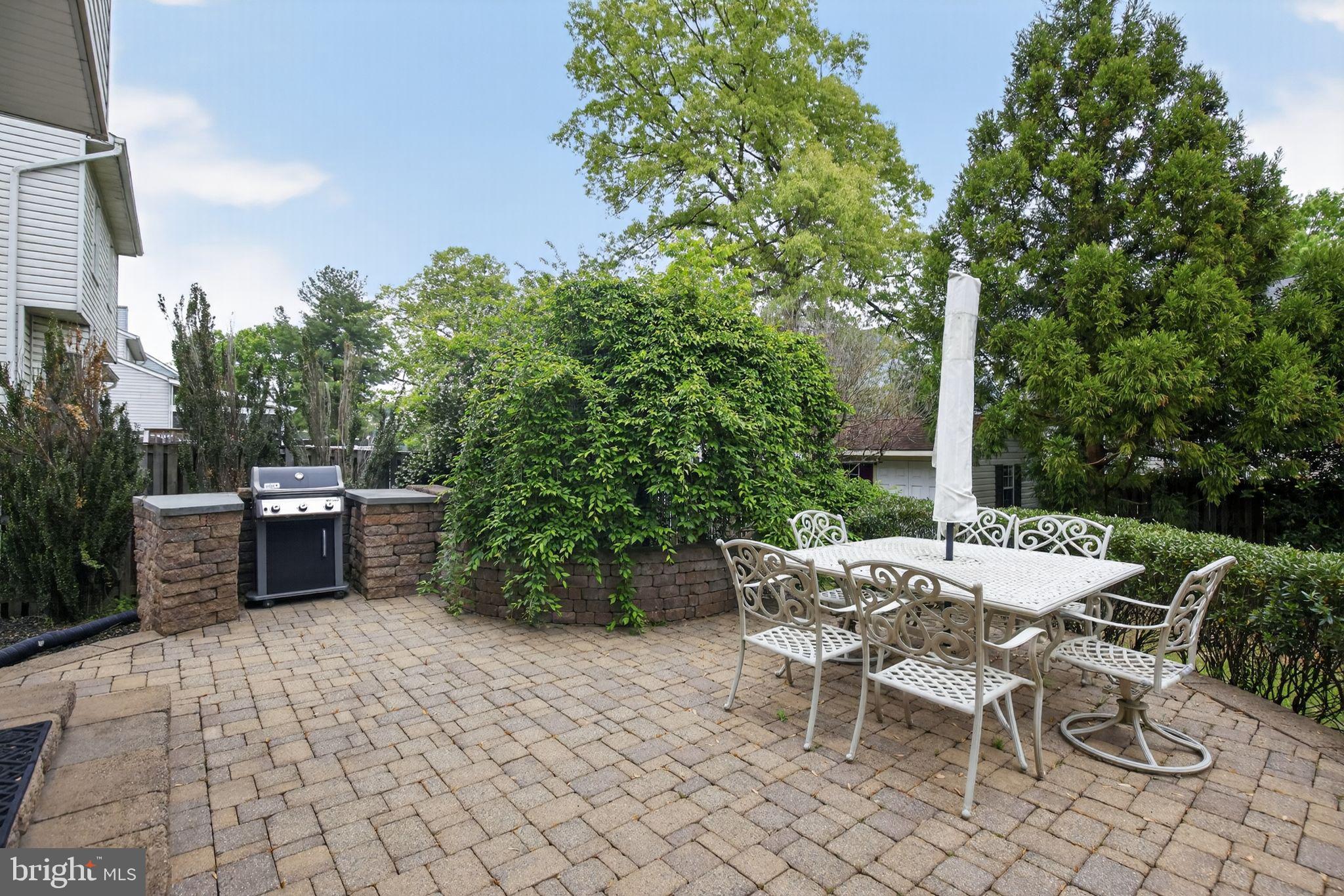 HASTINGS HUNT - Residential