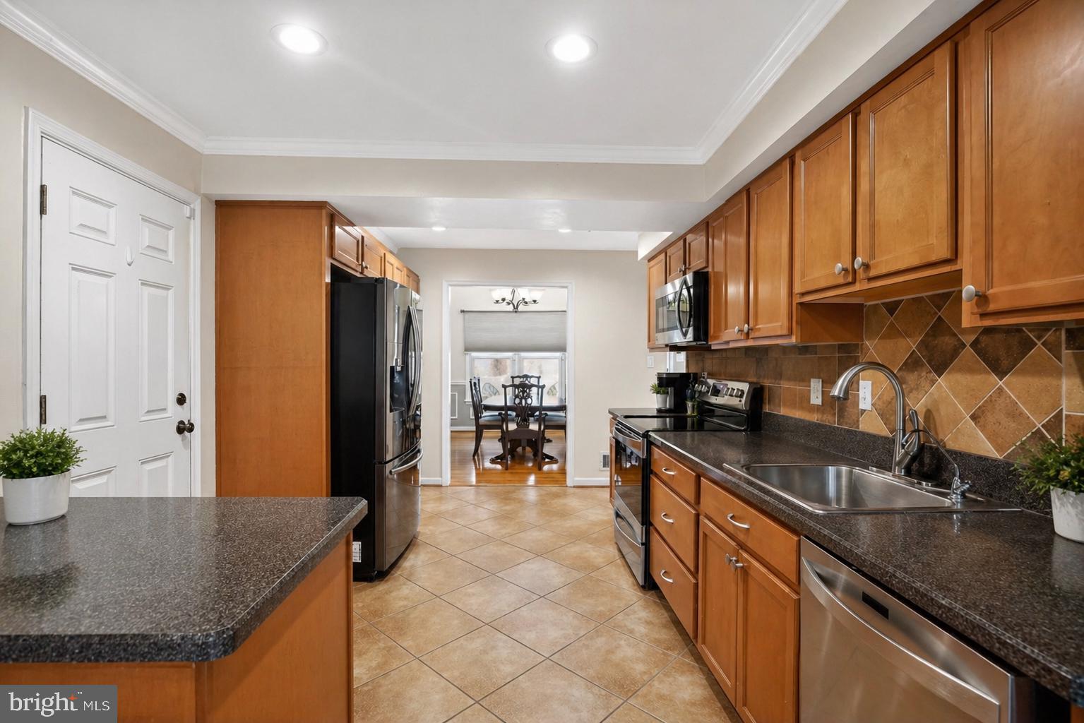 HASTINGS HUNT - Residential