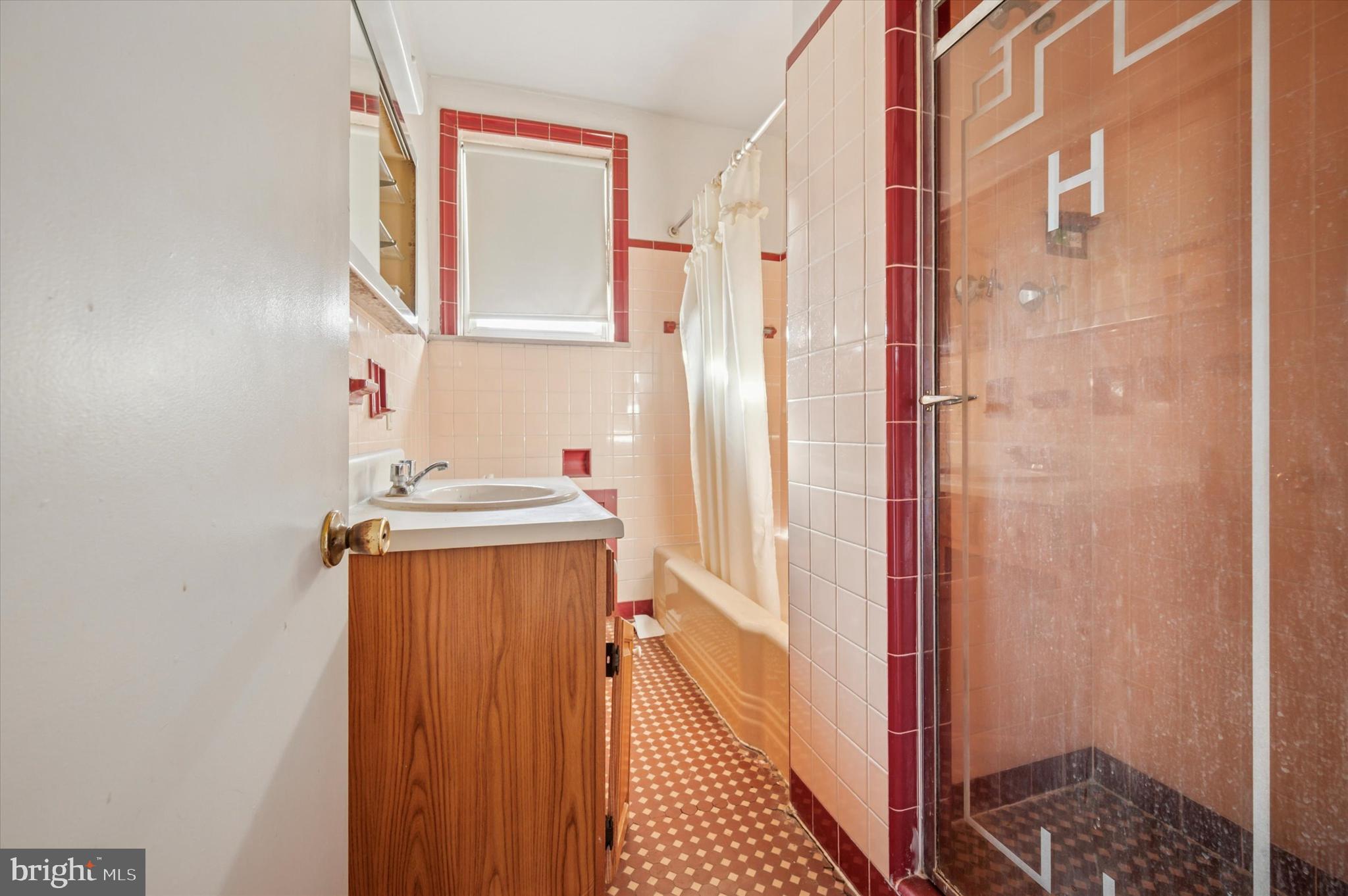 WYNNEFIELD HEIGHTS - Residential