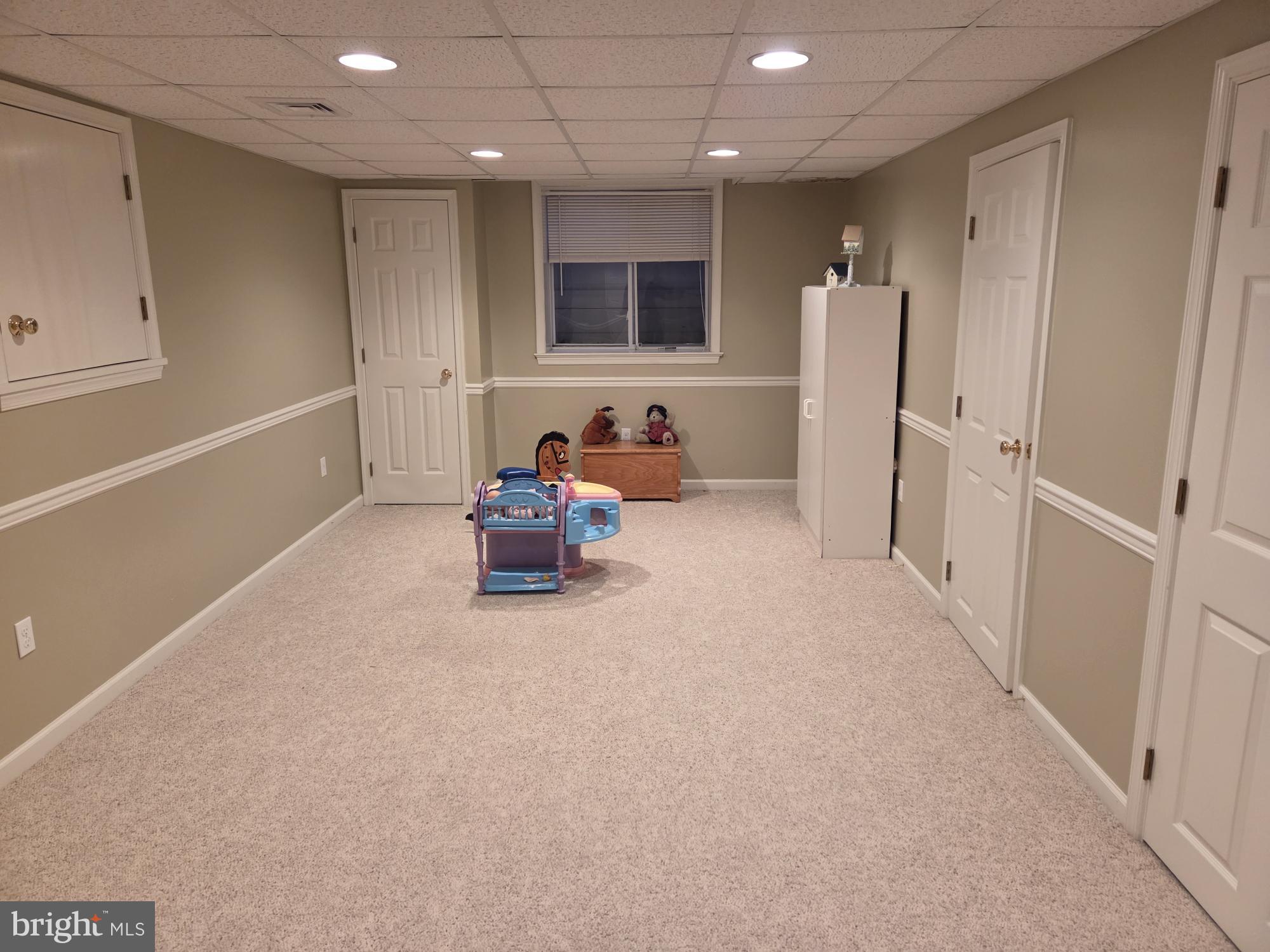 SUNSET VILLAGE - Residential