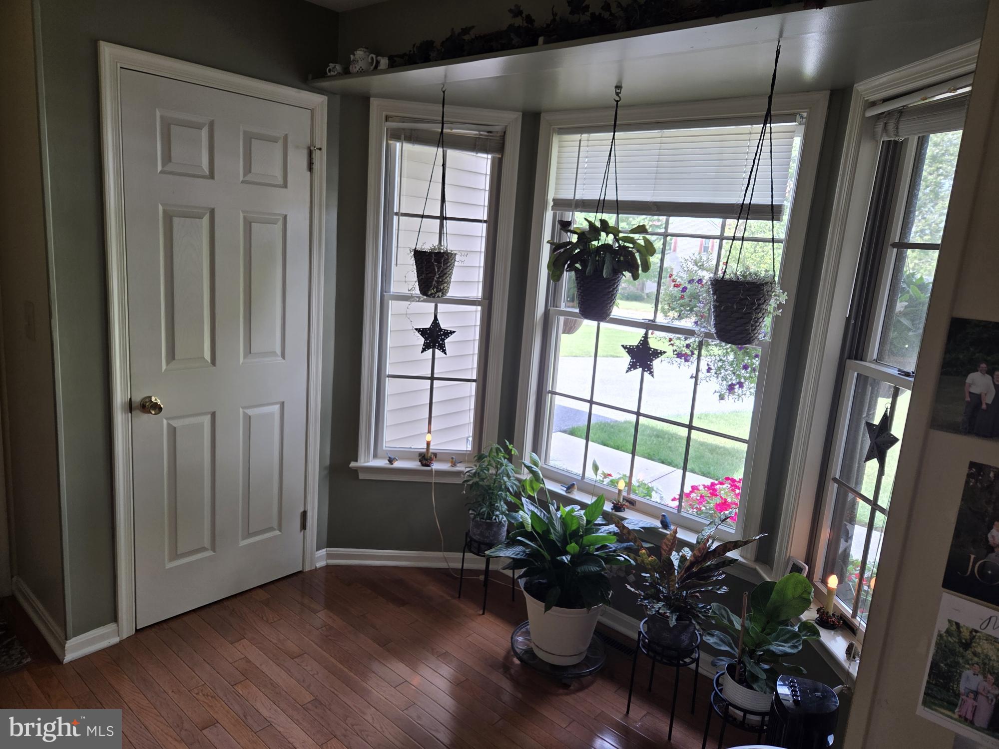 SUNSET VILLAGE - Residential